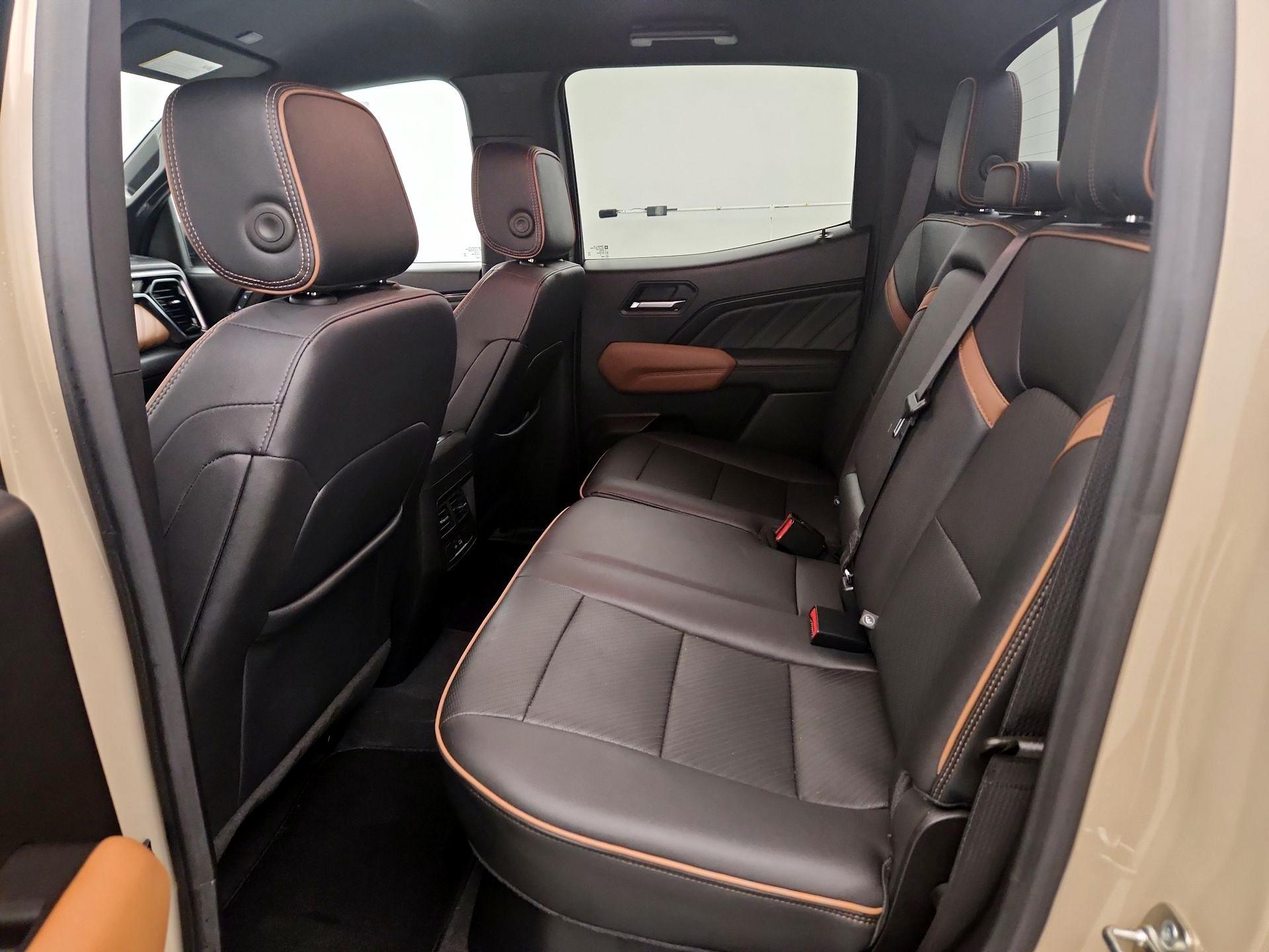 Thumbnail: 2024 GMC Canyon - 19