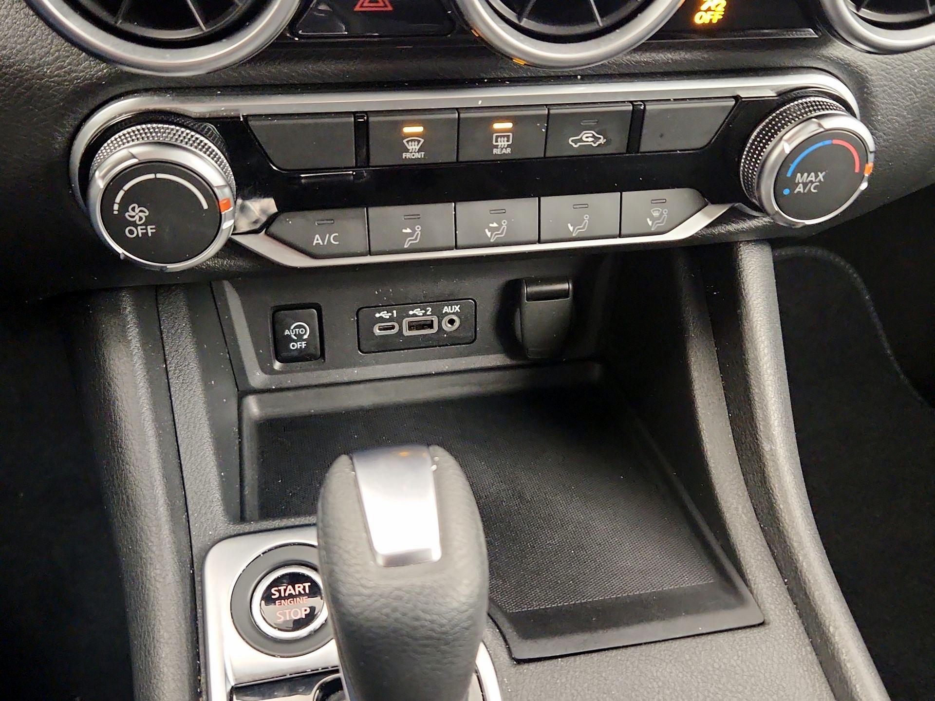 Thumbnail: 2024 Nissan Sentra - 16