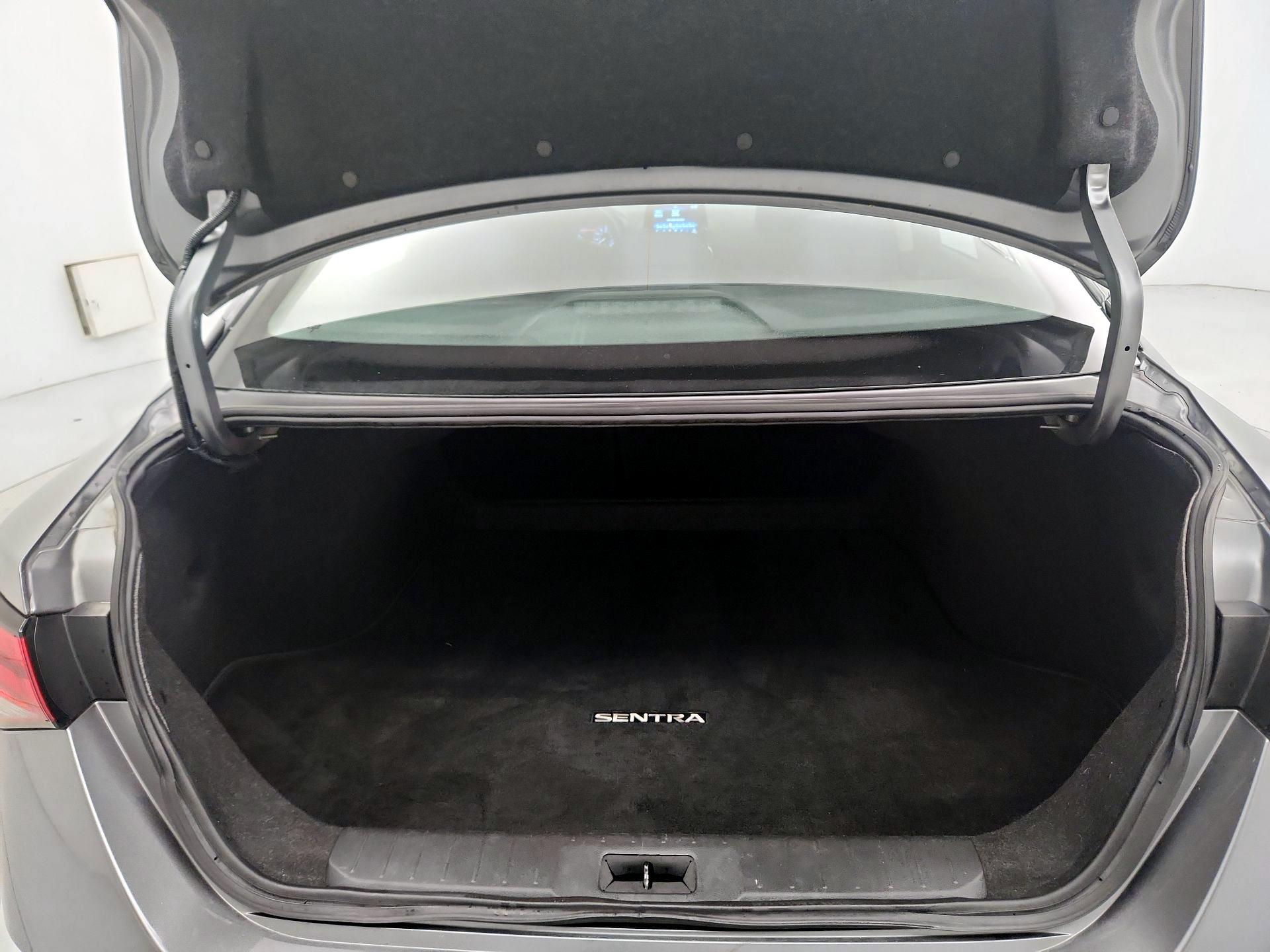 Thumbnail: 2024 Nissan Sentra - 20
