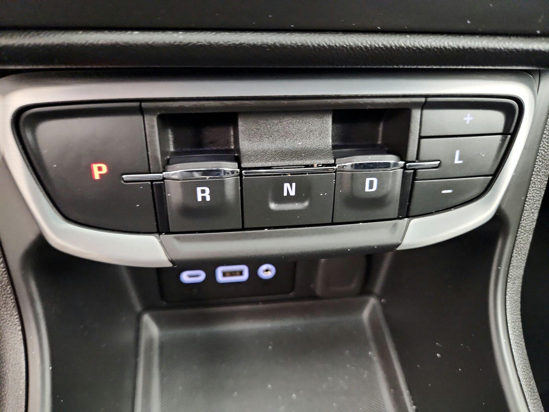 Thumbnail: 2024 GMC Terrain - 17