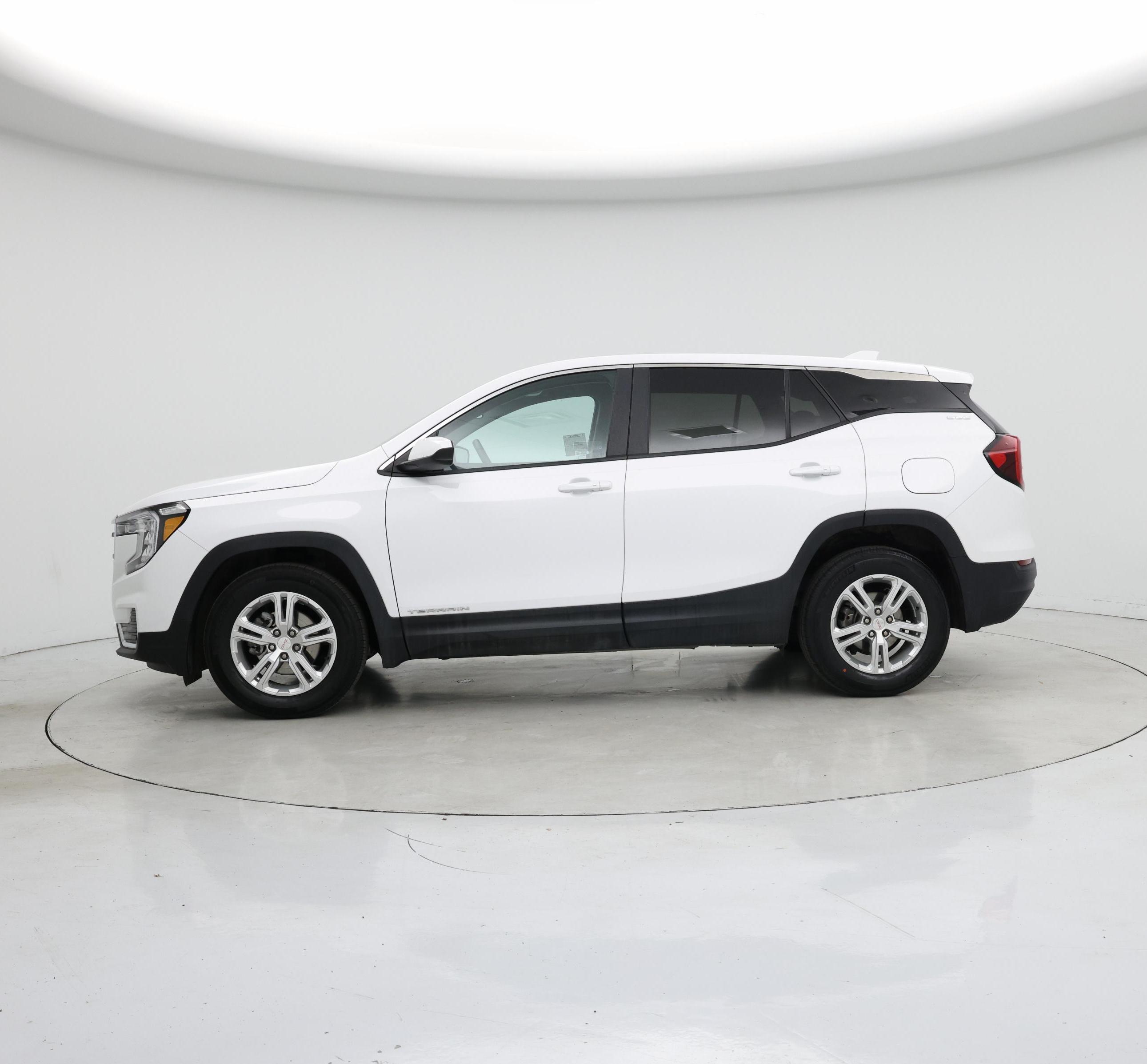 Thumbnail: 2024 GMC Terrain - 3