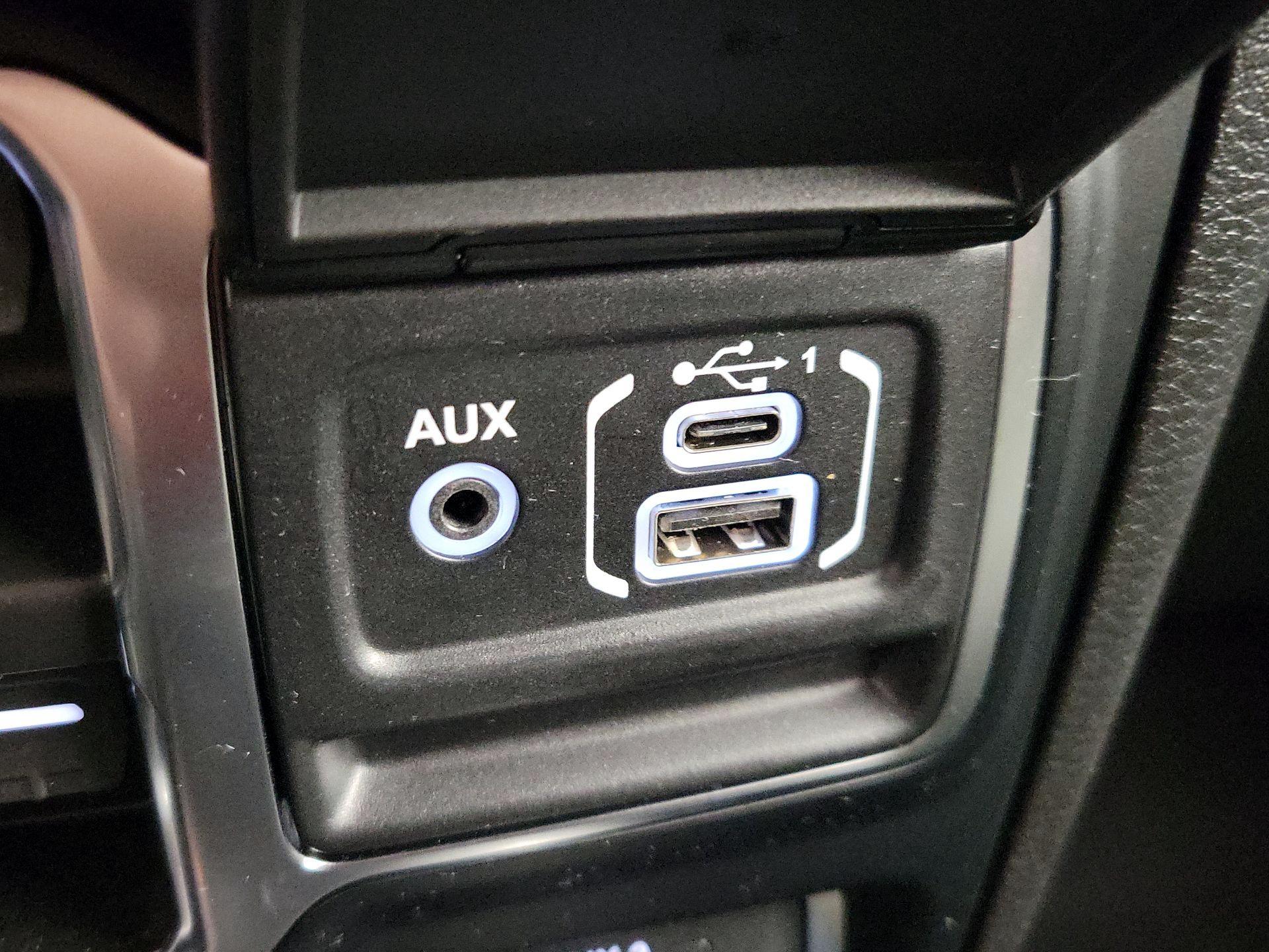 Thumbnail: 2024 Jeep Wrangler - 19