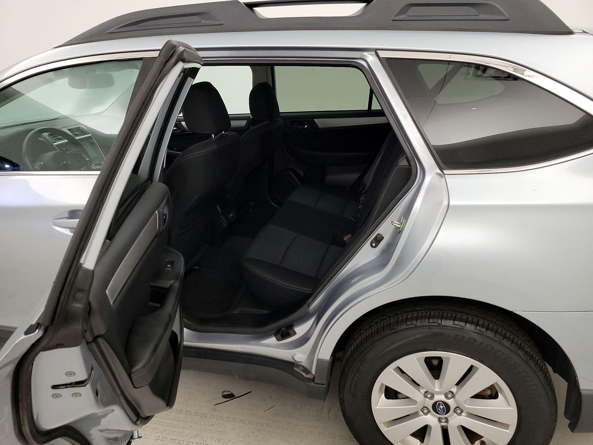 Thumbnail: 2018 Subaru Outback - 20