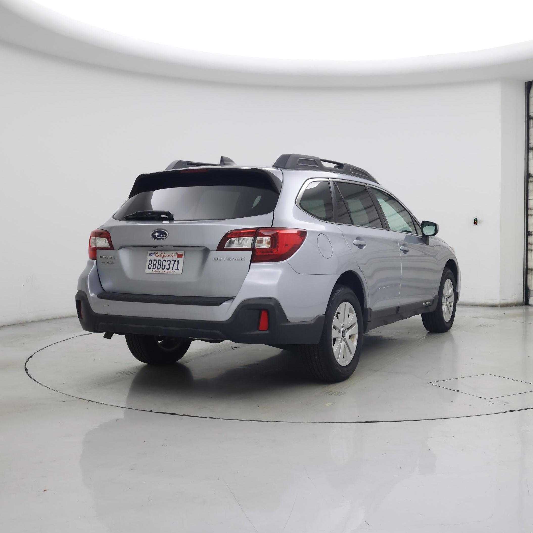 Thumbnail: 2018 Subaru Outback - 8