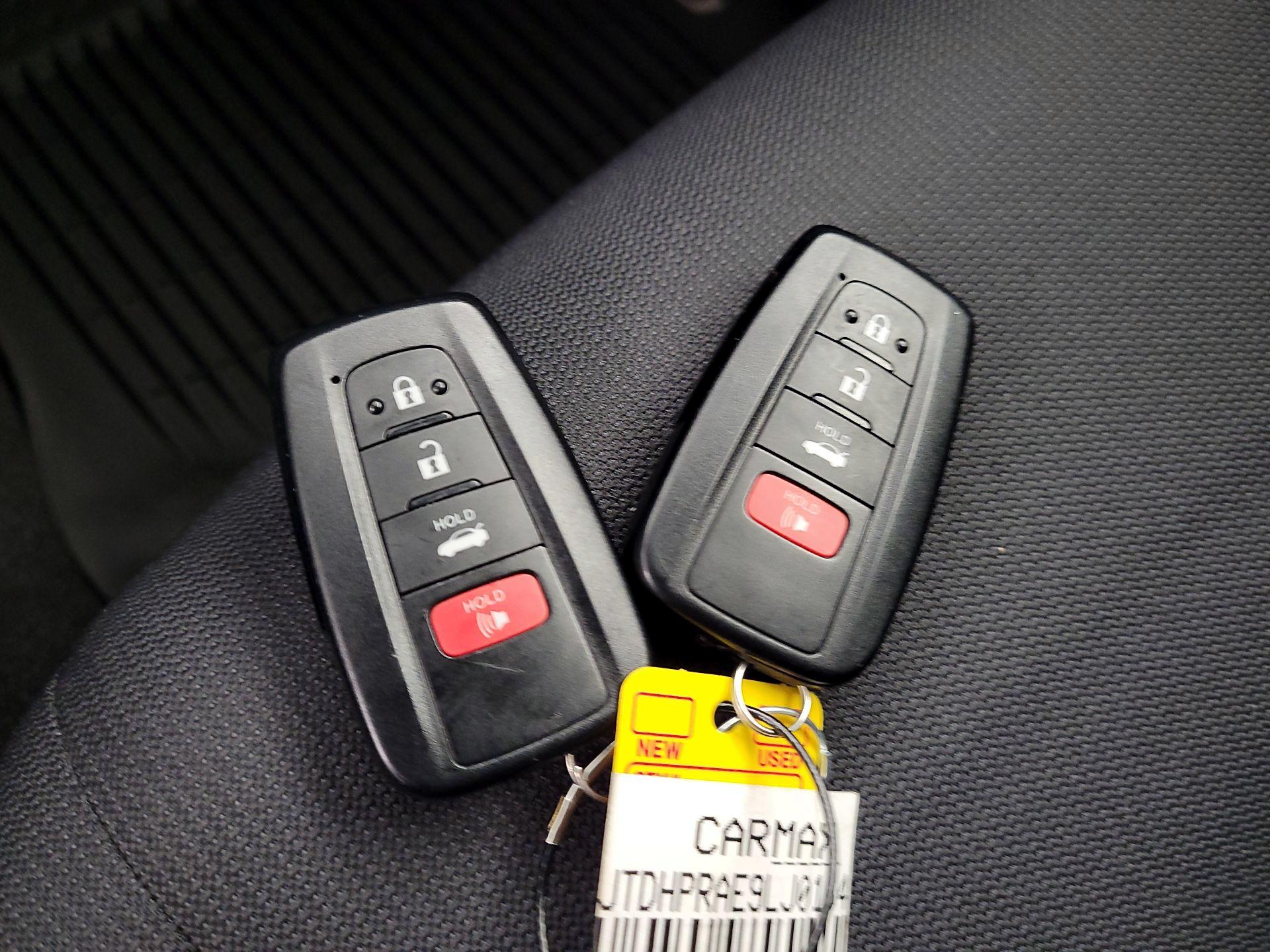 Thumbnail: 2020 Toyota Corolla - 20