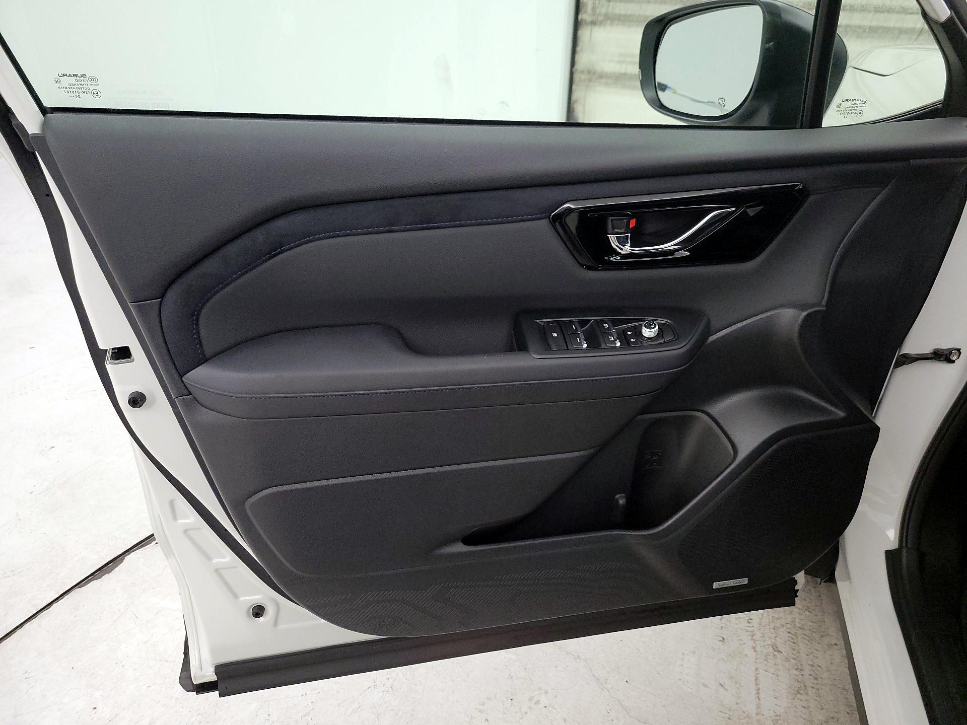 Thumbnail: 2025 Subaru Forester - 12