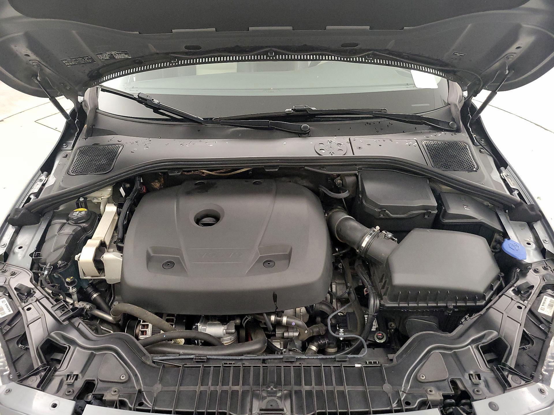 Thumbnail: 2018 Volvo S60 - 20