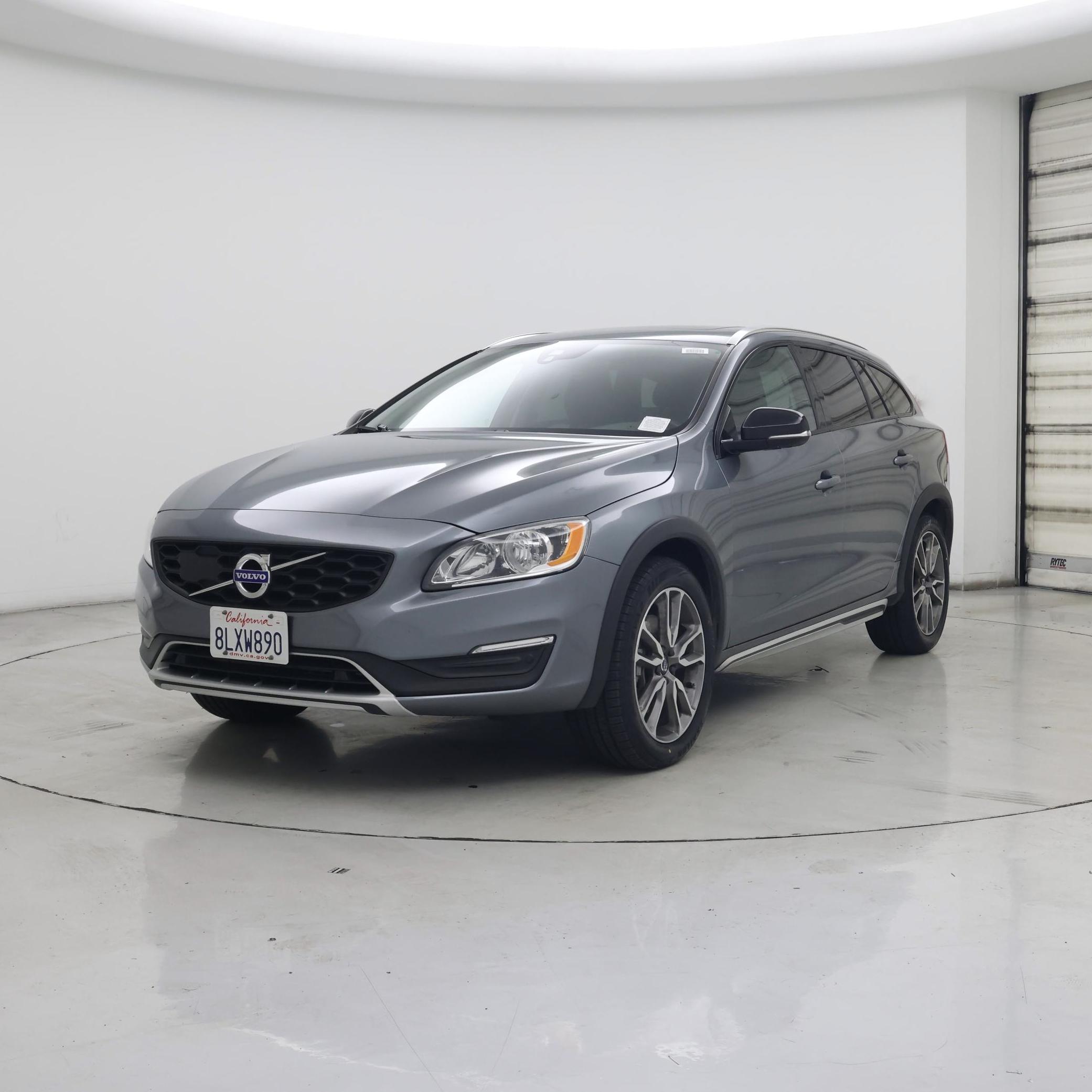 Thumbnail: 2018 Volvo S60 - 4