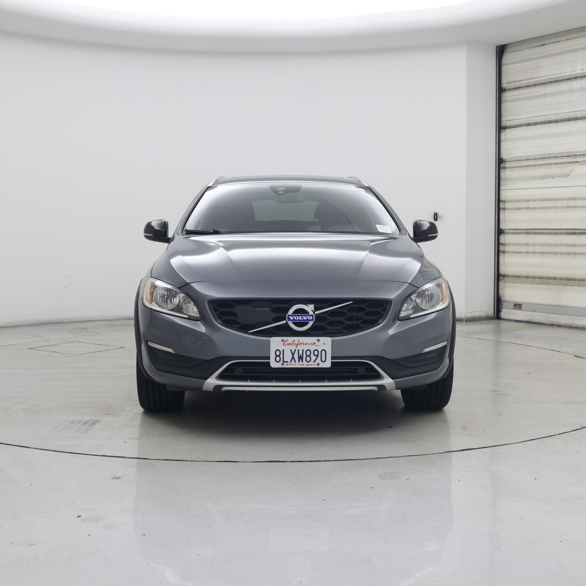 Thumbnail: 2018 Volvo S60 - 5