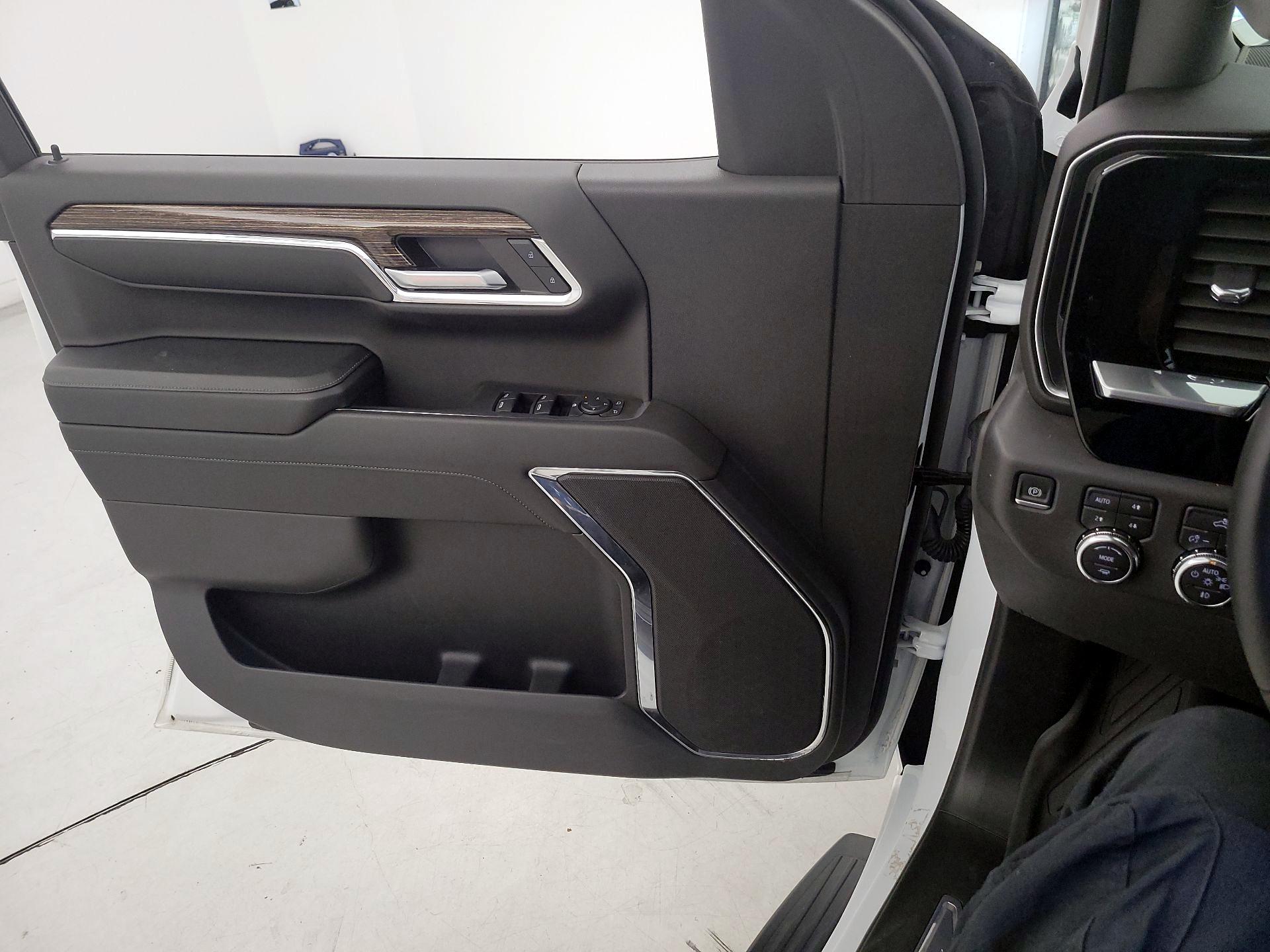 Thumbnail: 2024 GMC Sierra 1500 - 12