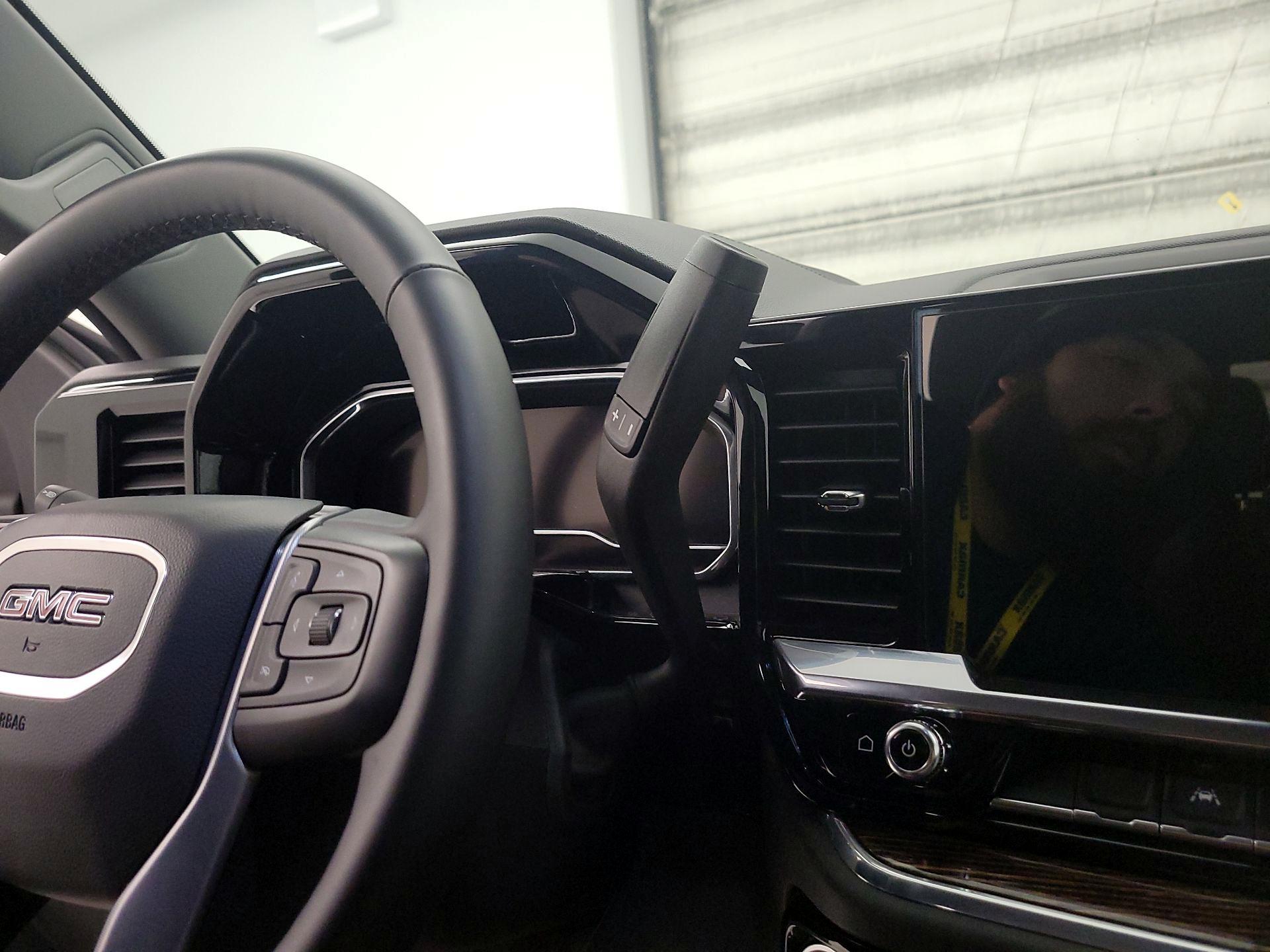 Thumbnail: 2024 GMC Sierra 1500 - 18