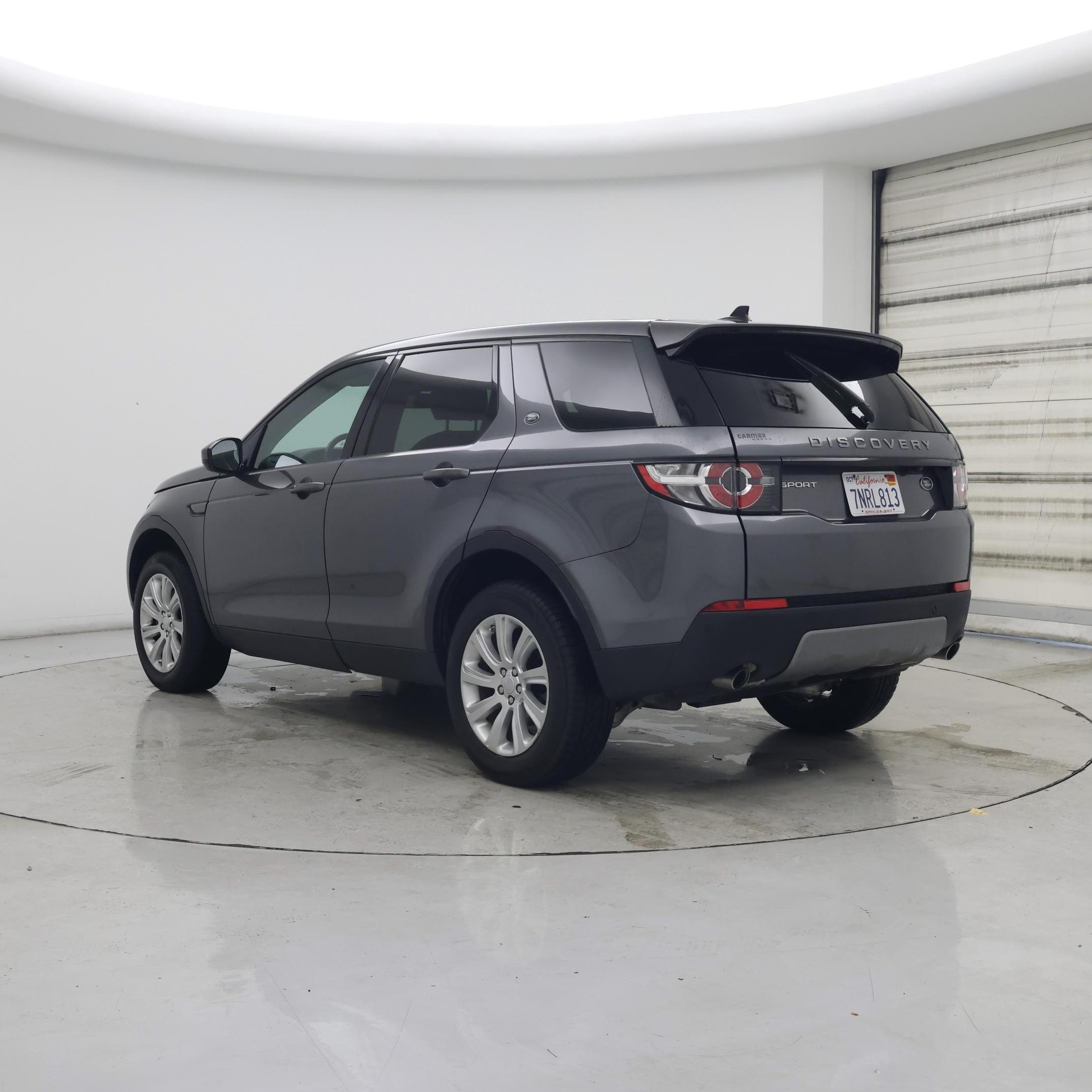Thumbnail: 2016 Land Rover Discovery Sport - 2
