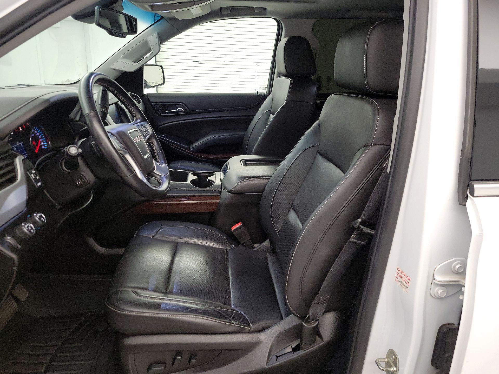 Thumbnail: 2019 GMC Yukon - 11