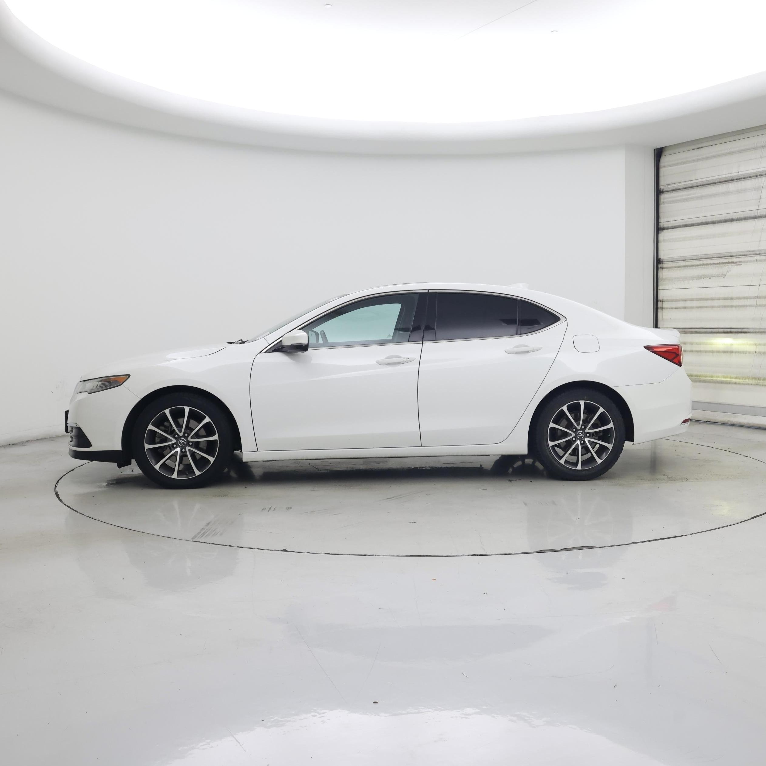 Thumbnail: 2015 Acura TLX - 3