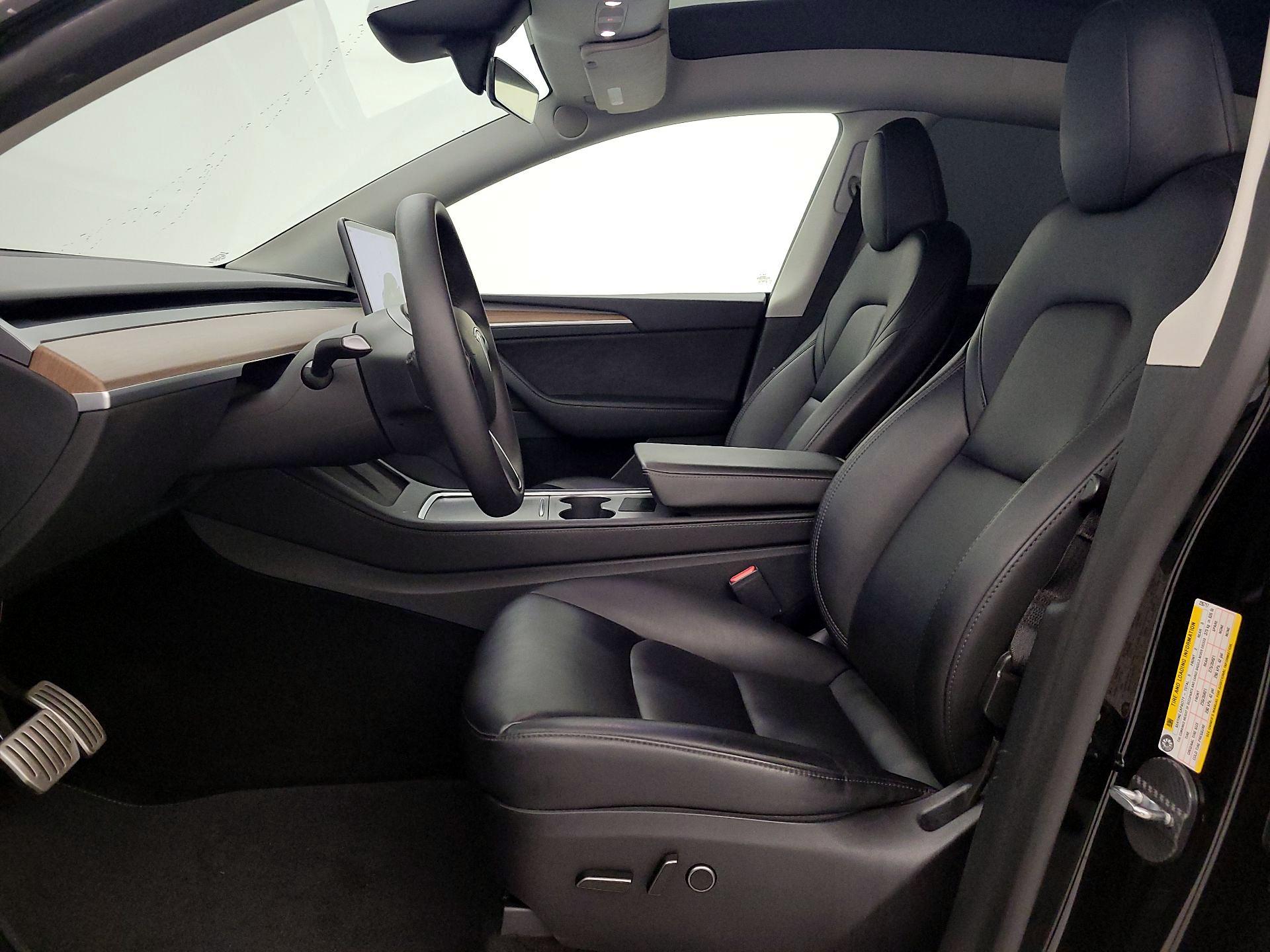 Thumbnail: 2025 Tesla Model Y - 11