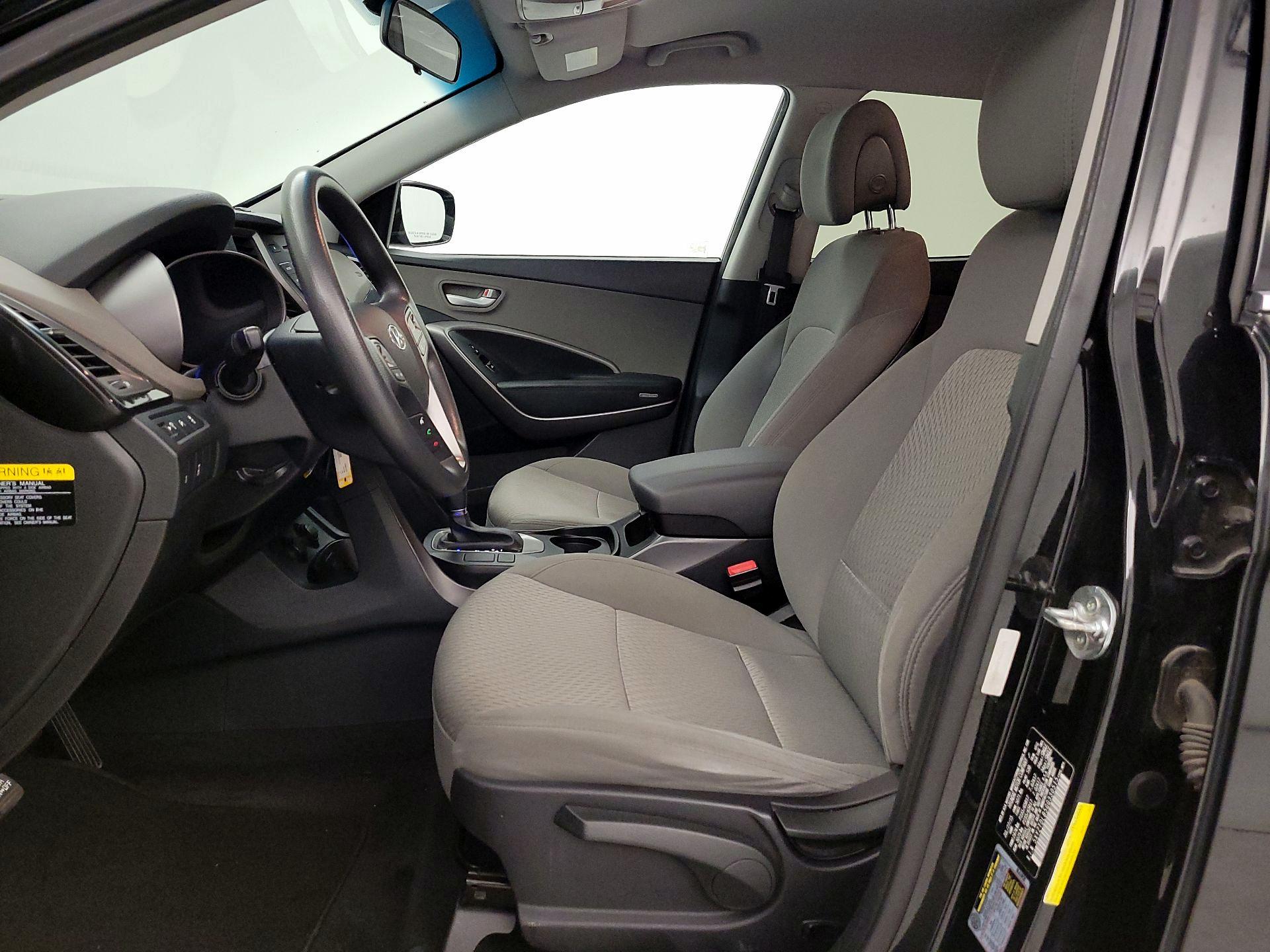 Thumbnail: 2016 Hyundai Santa Fe - 11