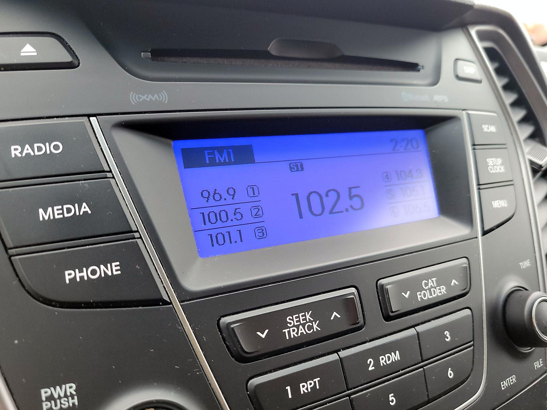 Thumbnail: 2016 Hyundai Santa Fe - 14