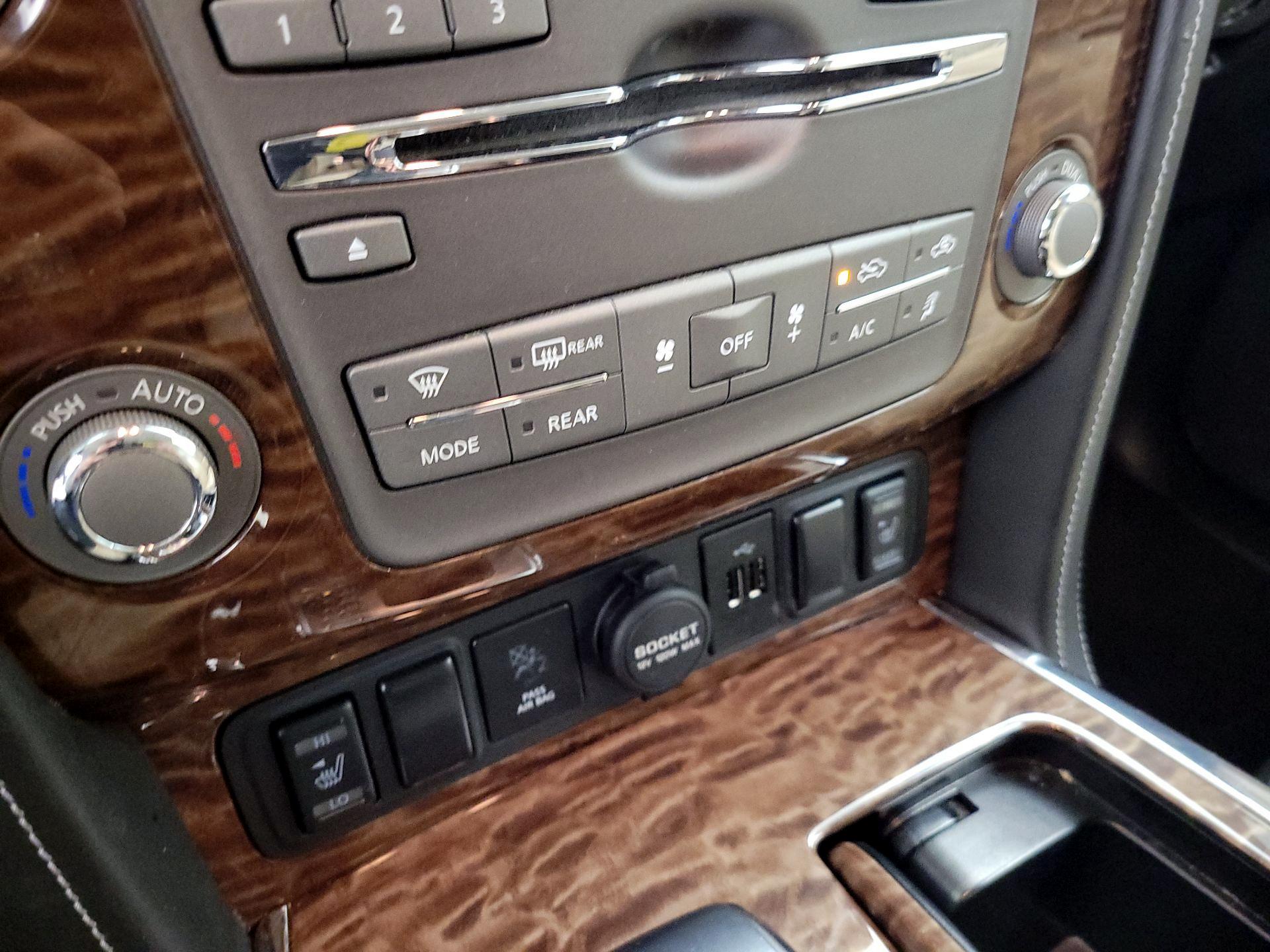 Thumbnail: 2018 Nissan Armada - 16