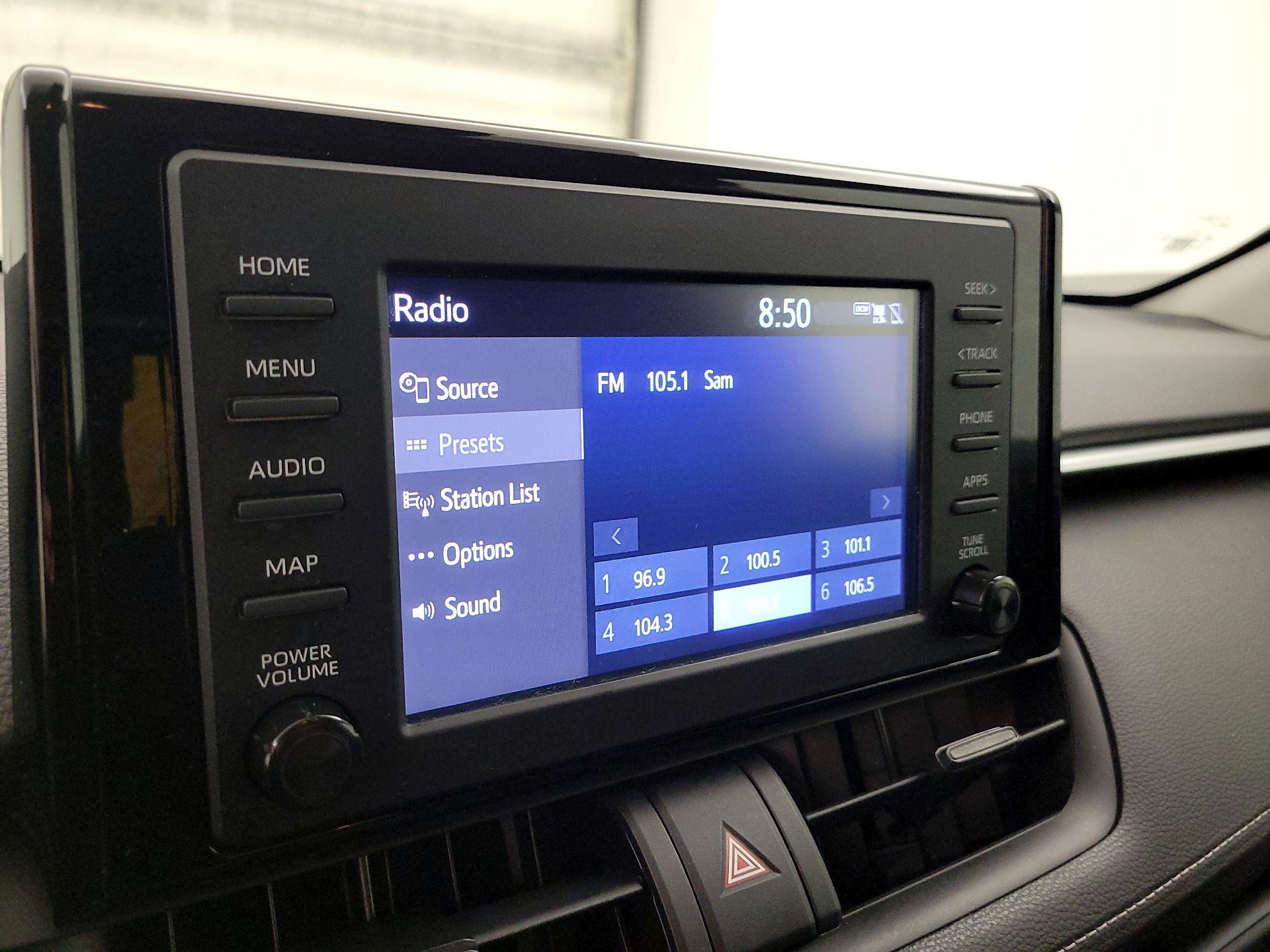 Thumbnail: 2019 Toyota RAV4 - 15