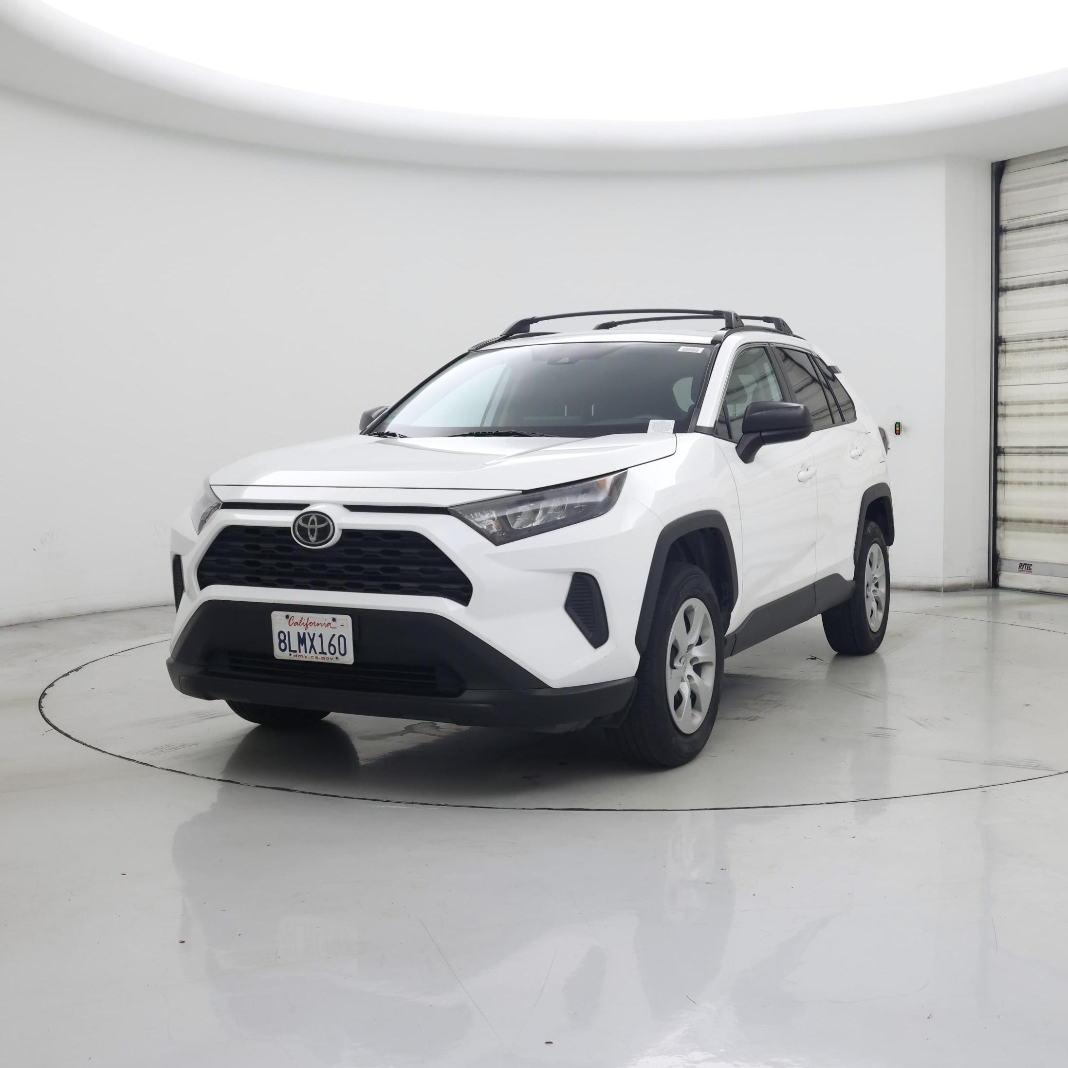 Thumbnail: 2019 Toyota RAV4 - 4