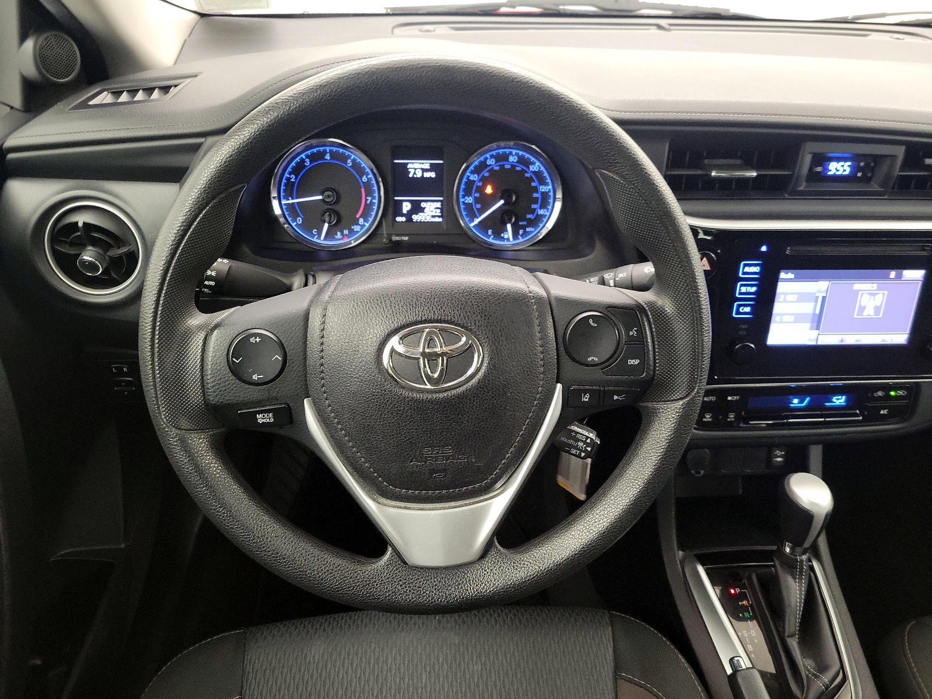 Thumbnail: 2017 Toyota Corolla - 10