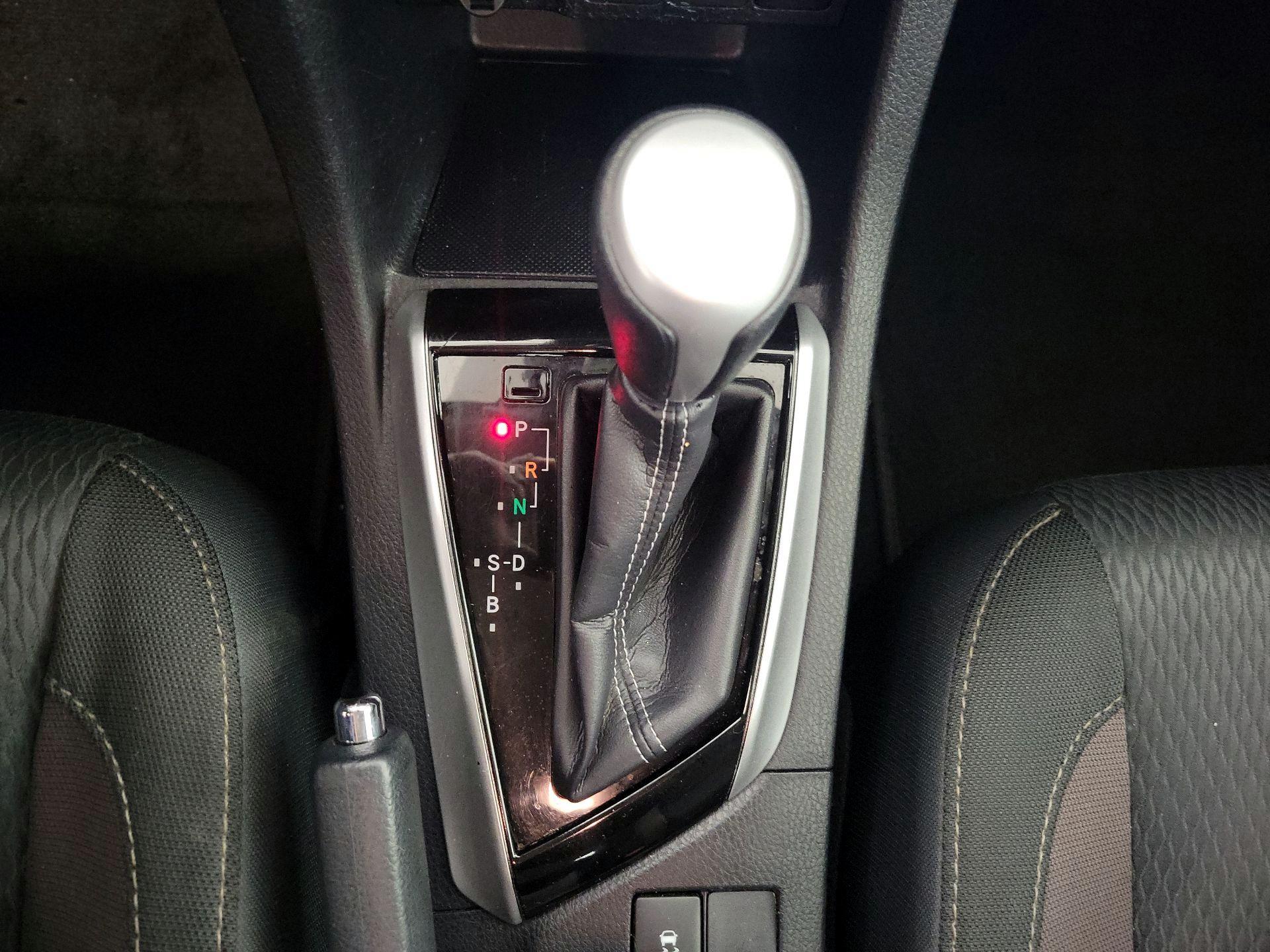 Thumbnail: 2017 Toyota Corolla - 17