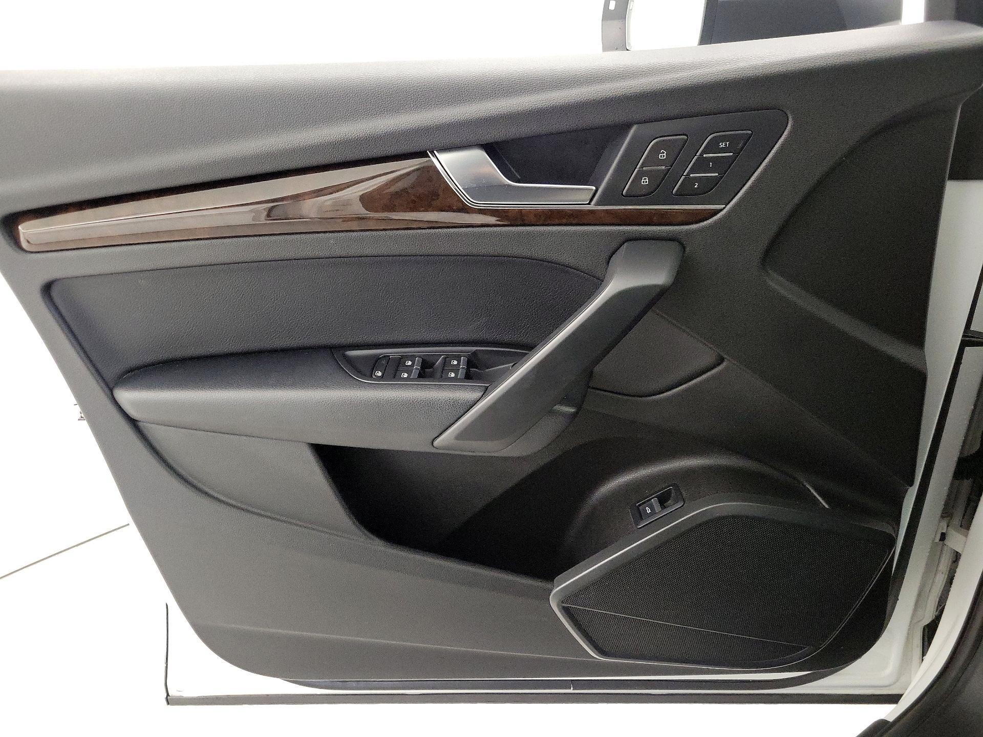 Thumbnail: 2018 Audi Q5 - 12