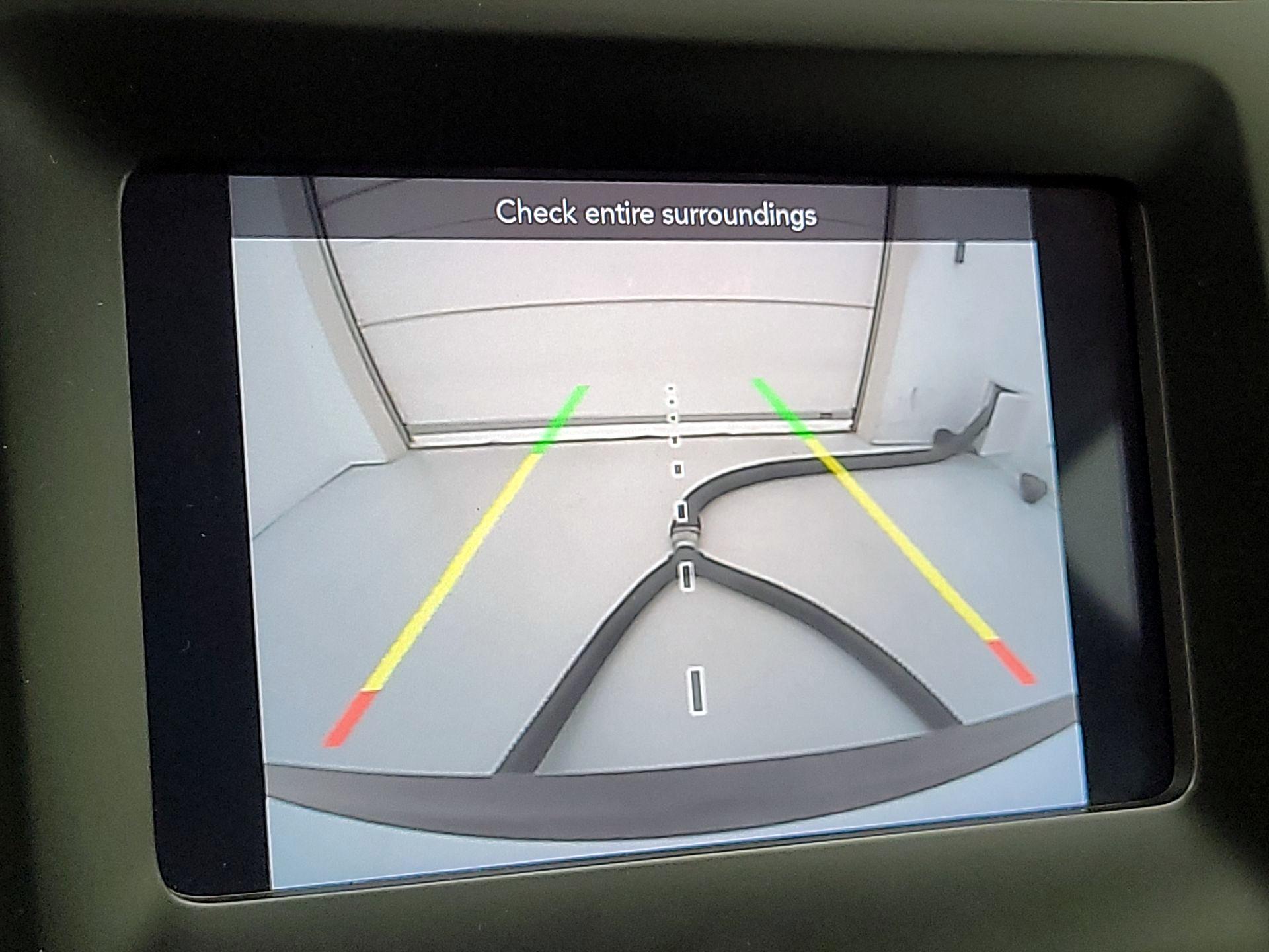 Thumbnail: 2021 Jeep Cherokee - 14