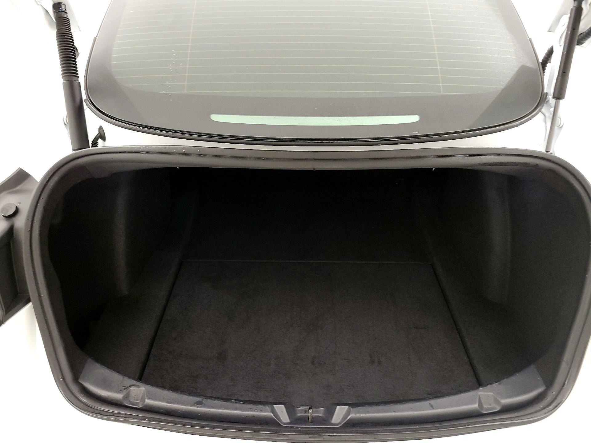 Thumbnail: 2023 Tesla Model 3 - 18