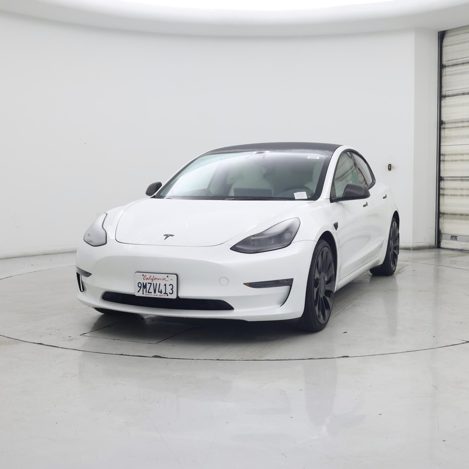 Thumbnail: 2023 Tesla Model 3 - 4