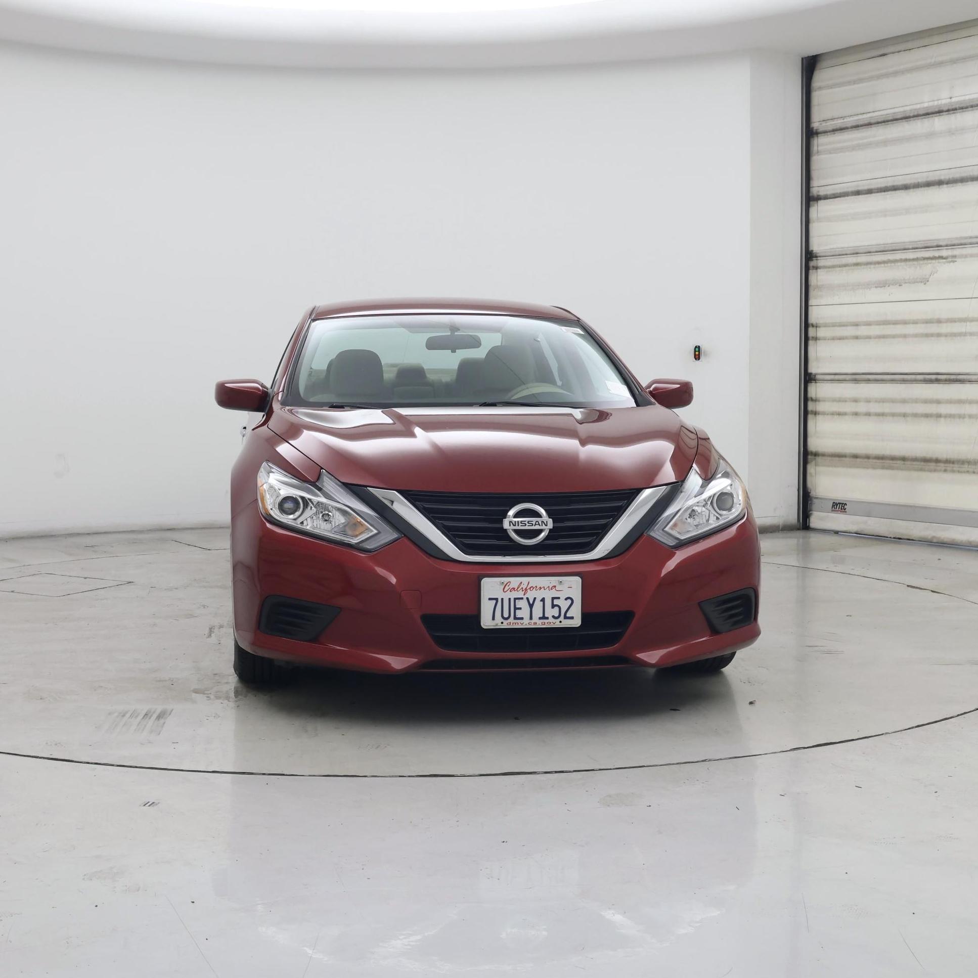 Thumbnail: 2016 Nissan Altima - 5