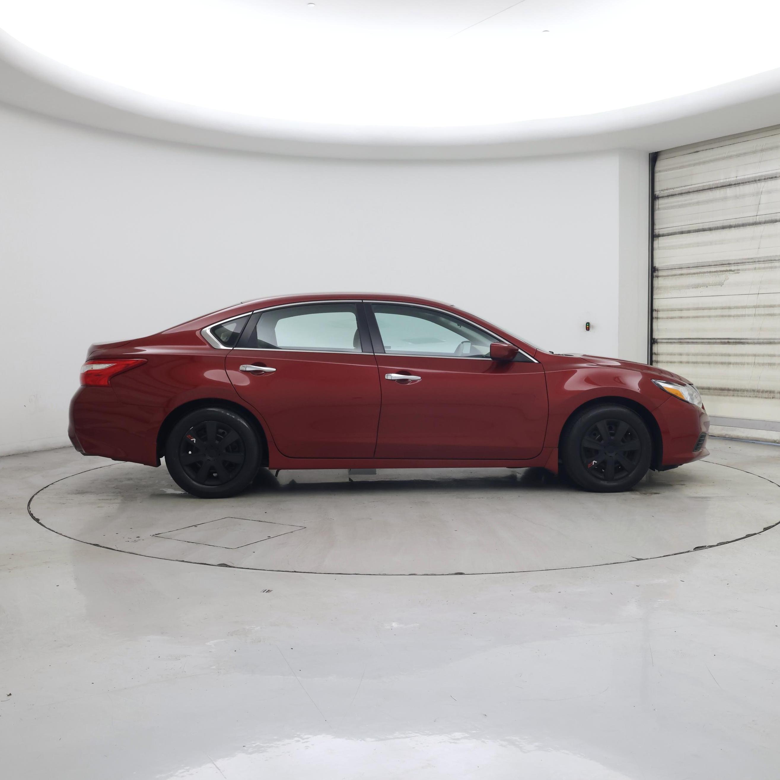 Thumbnail: 2016 Nissan Altima - 7