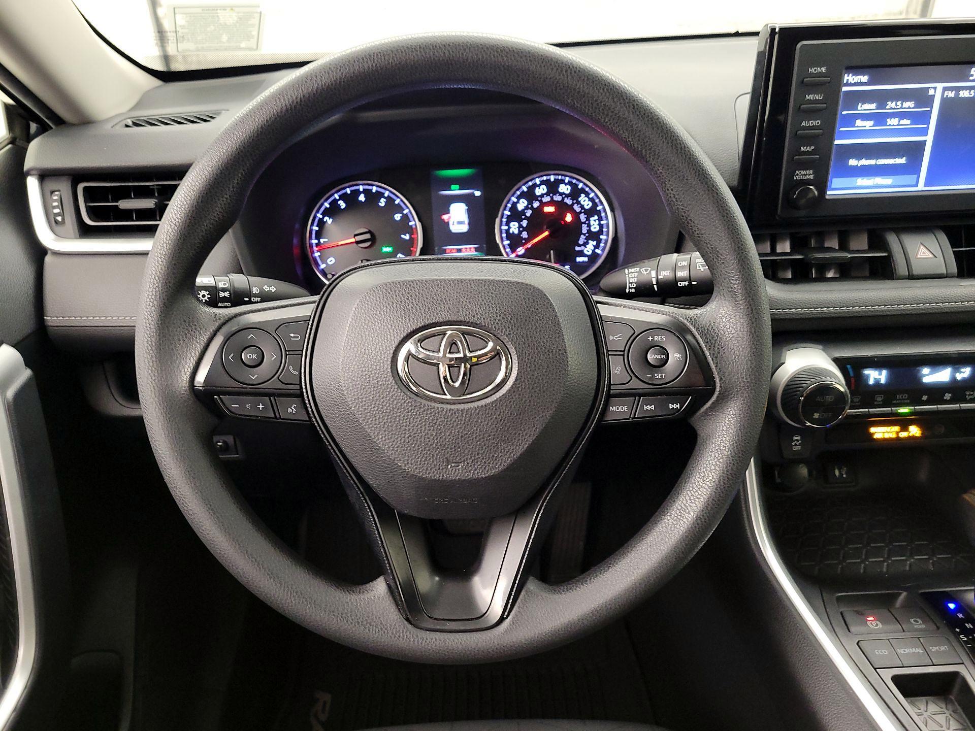Thumbnail: 2019 Toyota RAV4 - 10