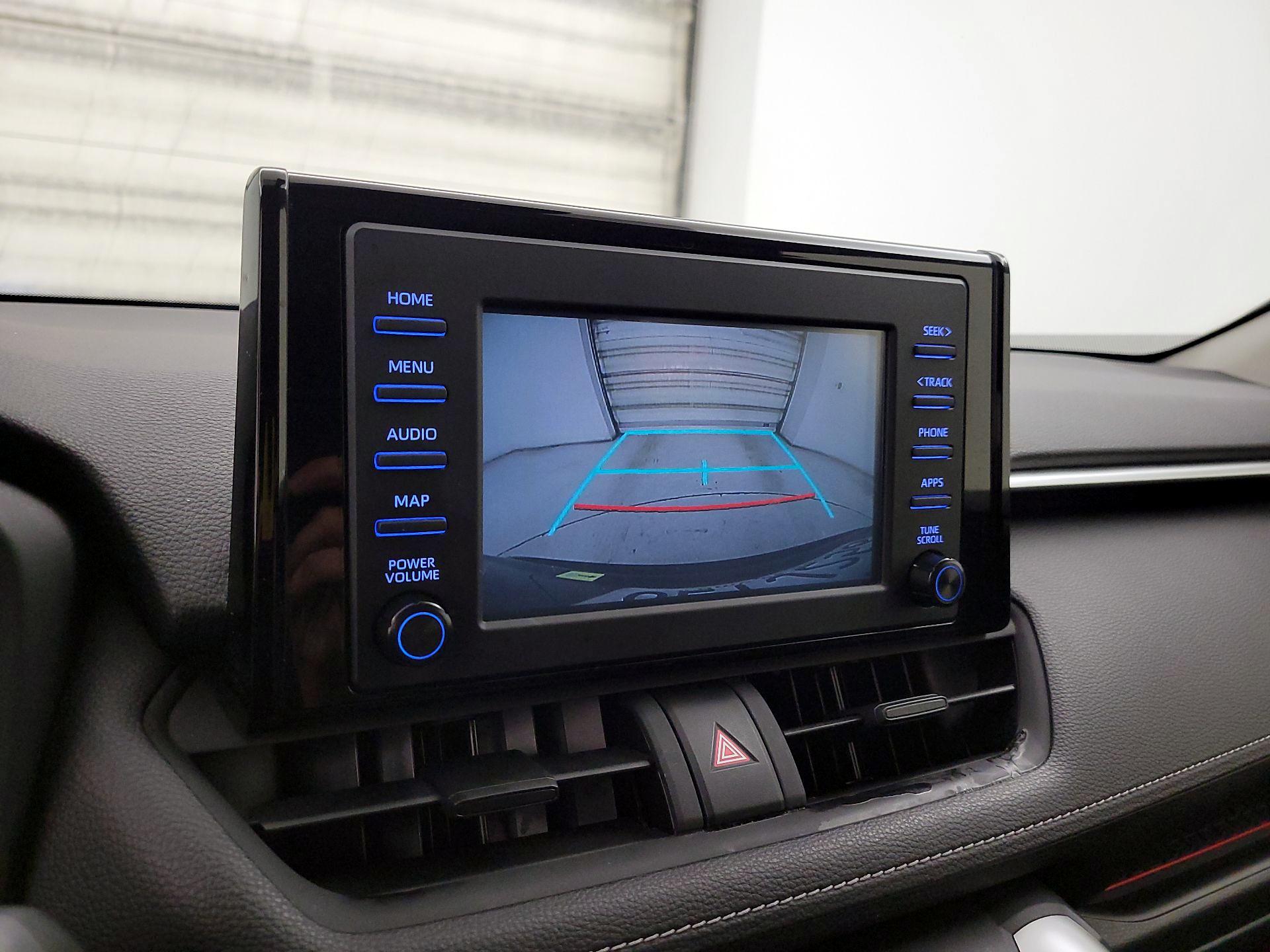 Thumbnail: 2019 Toyota RAV4 - 14