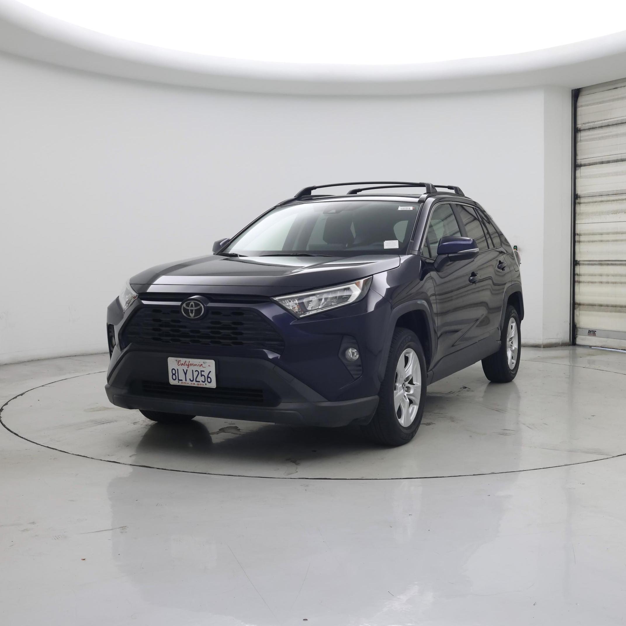 Thumbnail: 2019 Toyota RAV4 - 4
