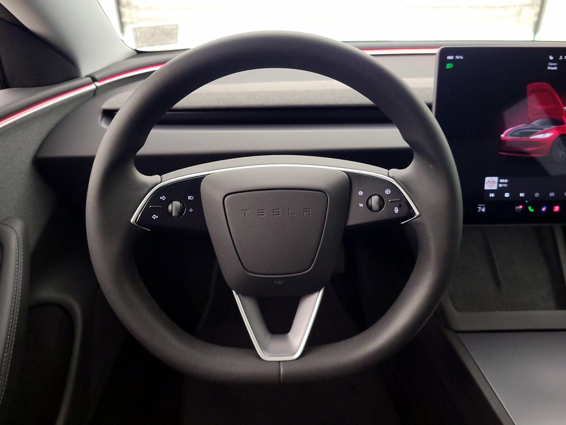 Thumbnail: 2025 Tesla Model 3 - 10