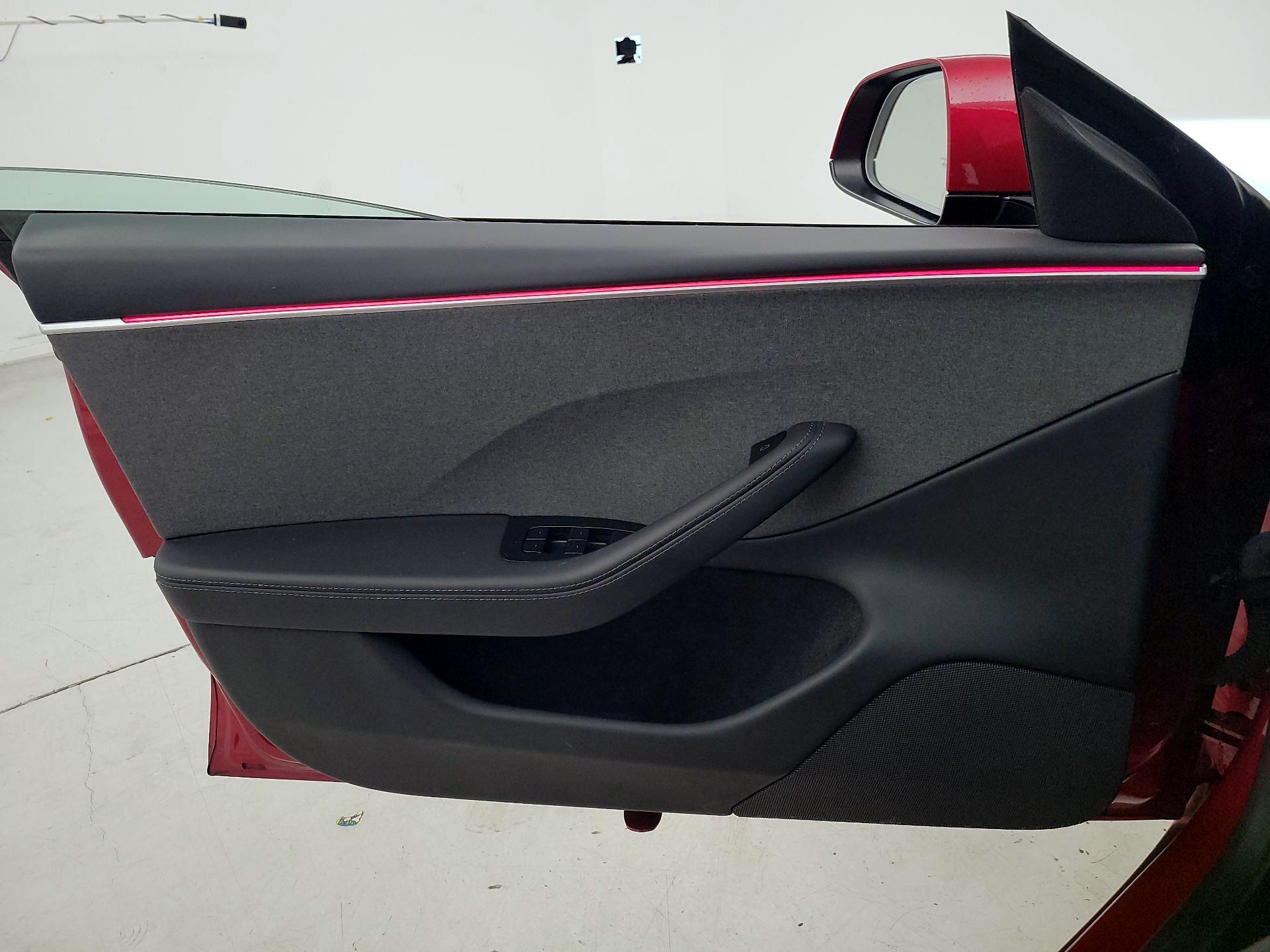 Thumbnail: 2025 Tesla Model 3 - 12