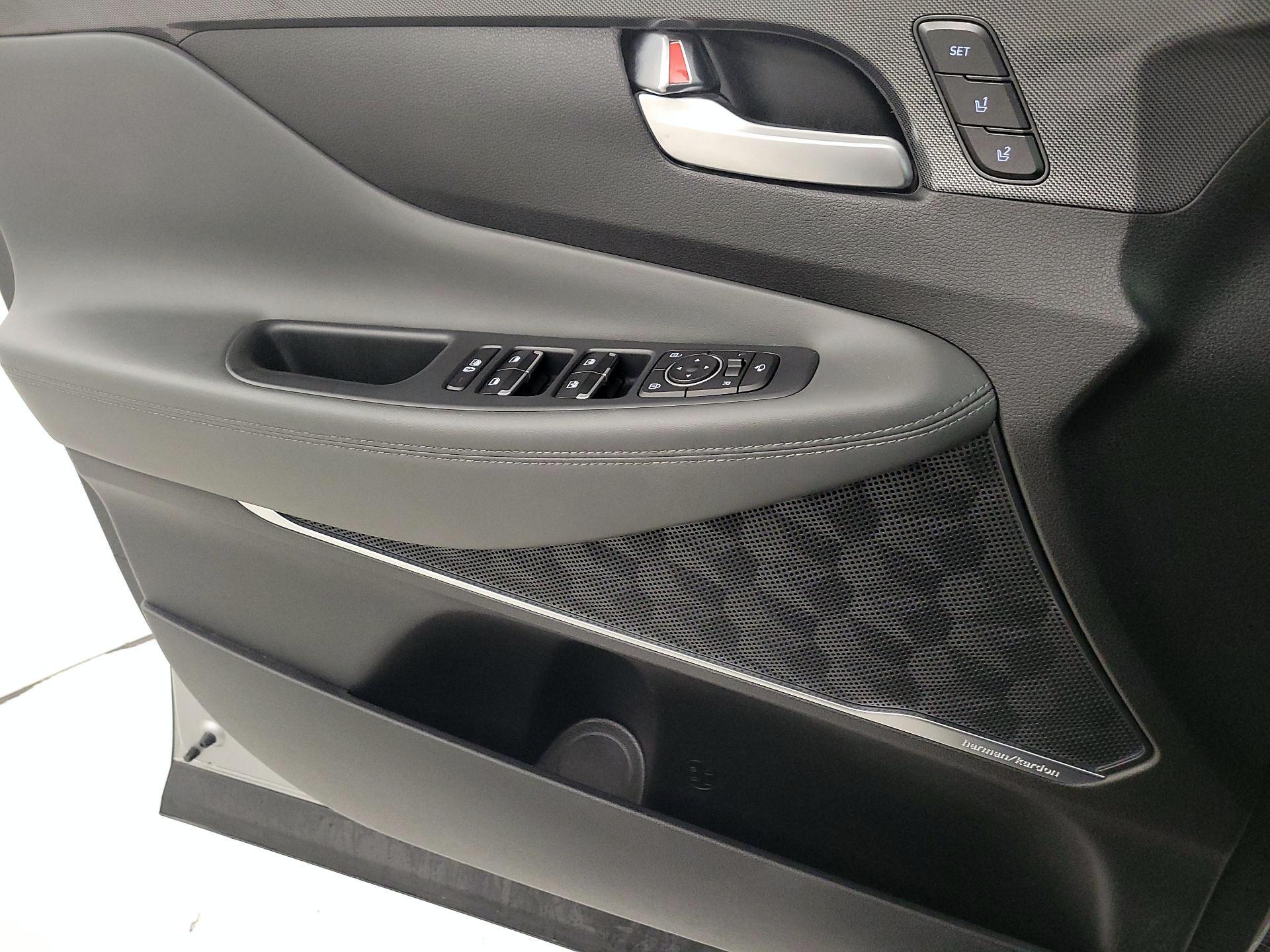 Thumbnail: 2023 Hyundai Santa Fe - 12