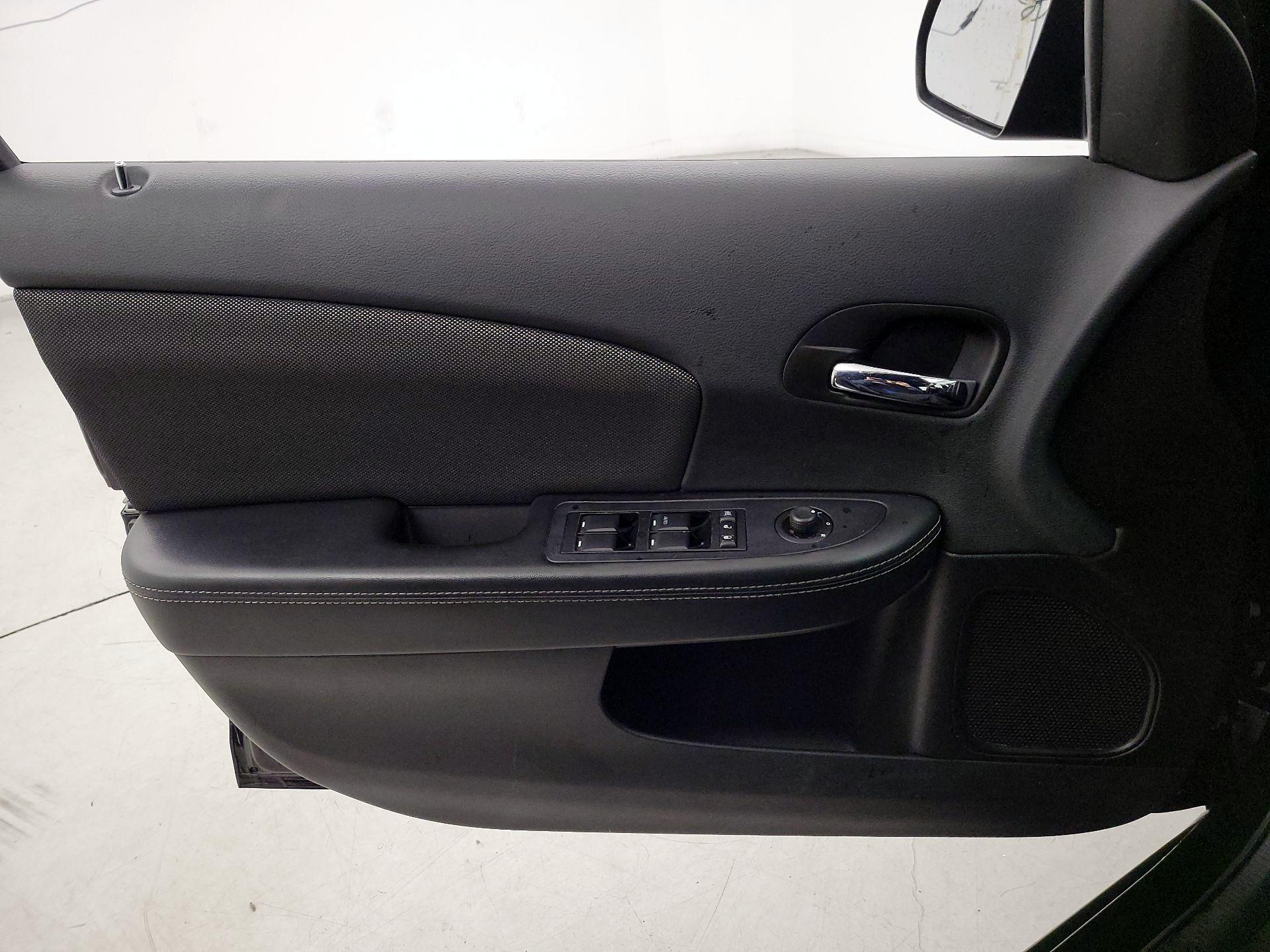 Thumbnail: 2014 Dodge Avenger - 12