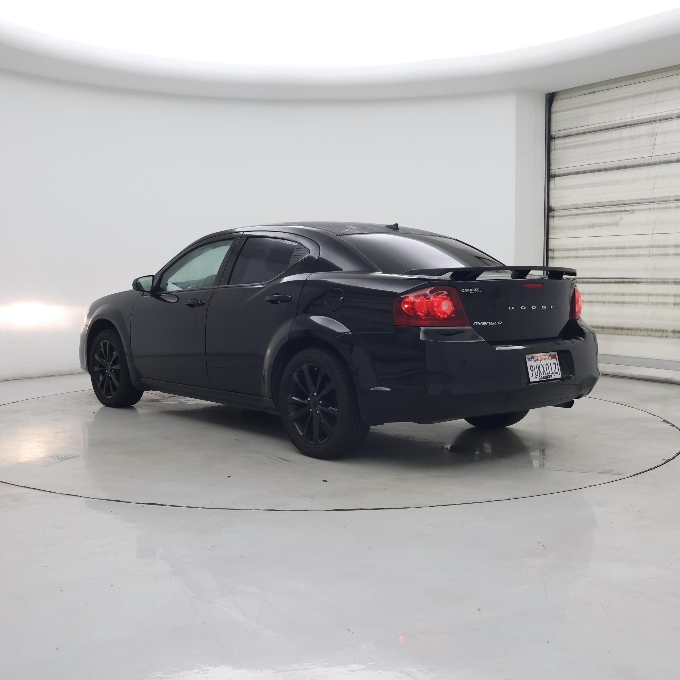 Thumbnail: 2014 Dodge Avenger - 2