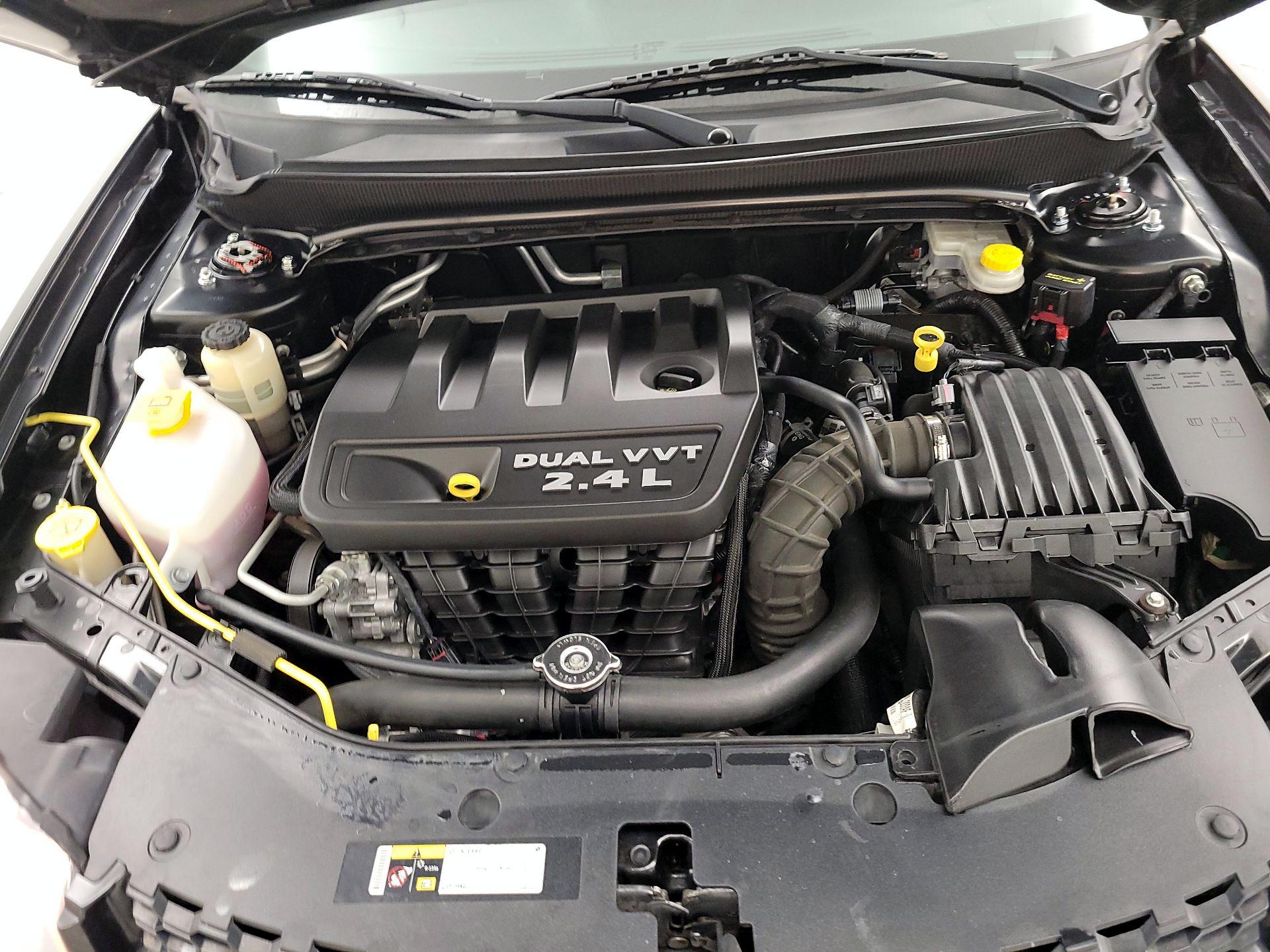 Thumbnail: 2014 Dodge Avenger - 19