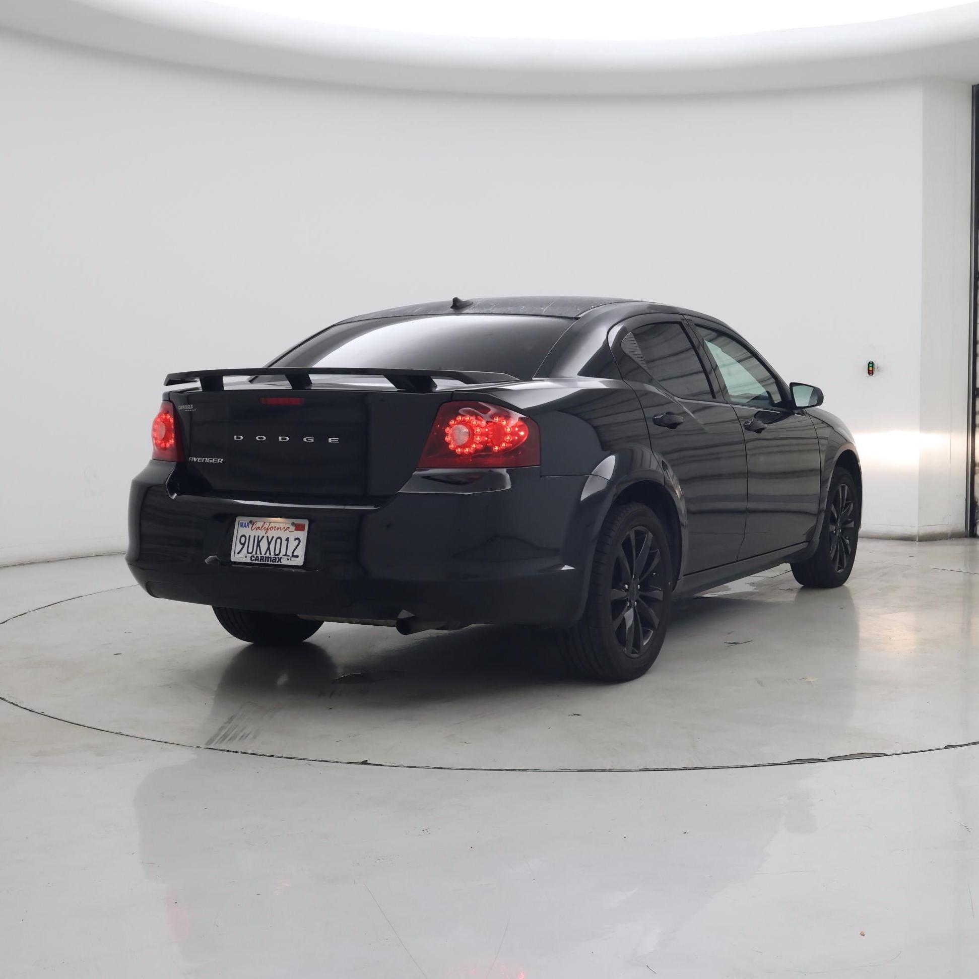 Thumbnail: 2014 Dodge Avenger - 8