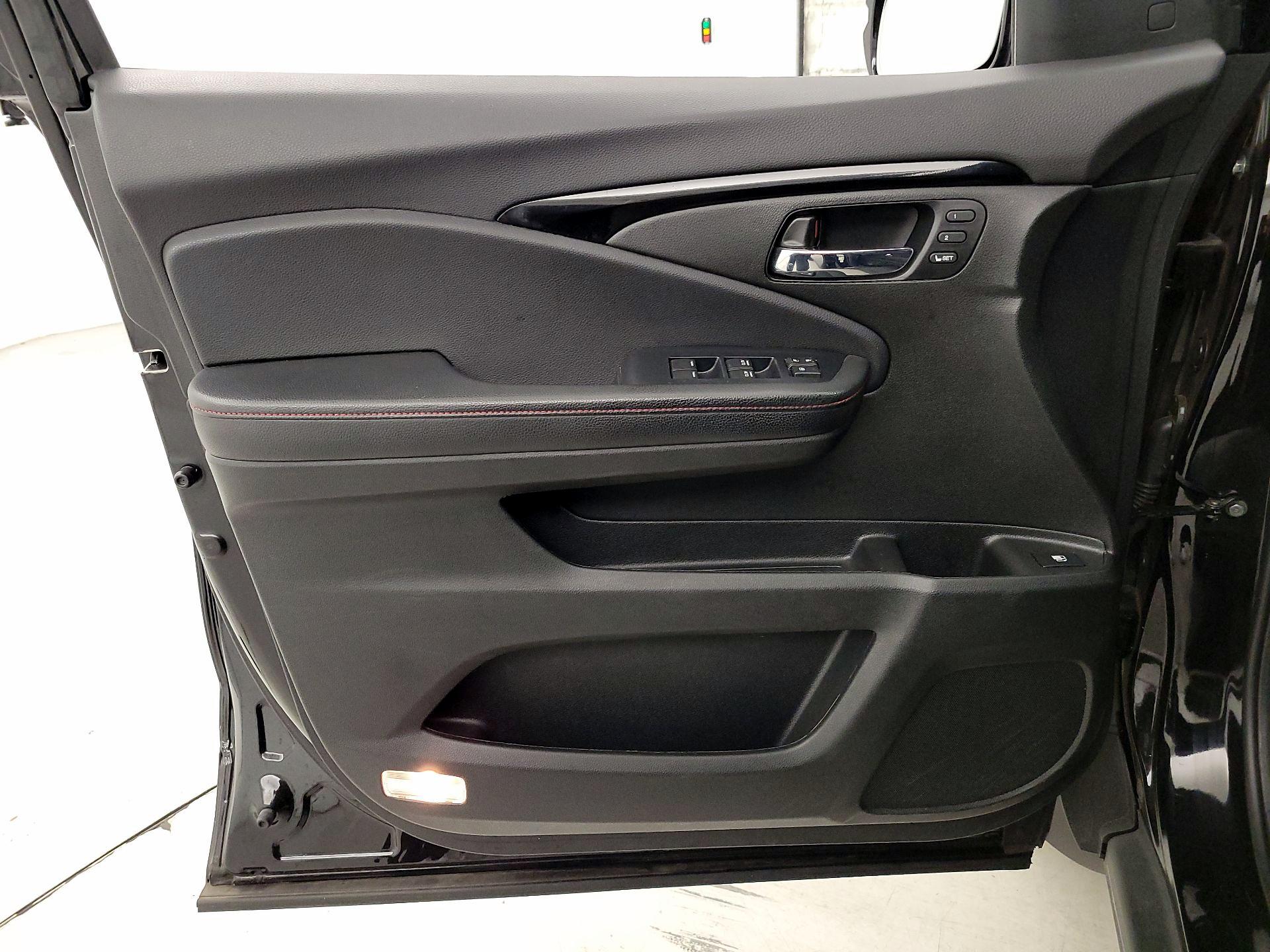 Thumbnail: 2023 Honda Ridgeline - 12