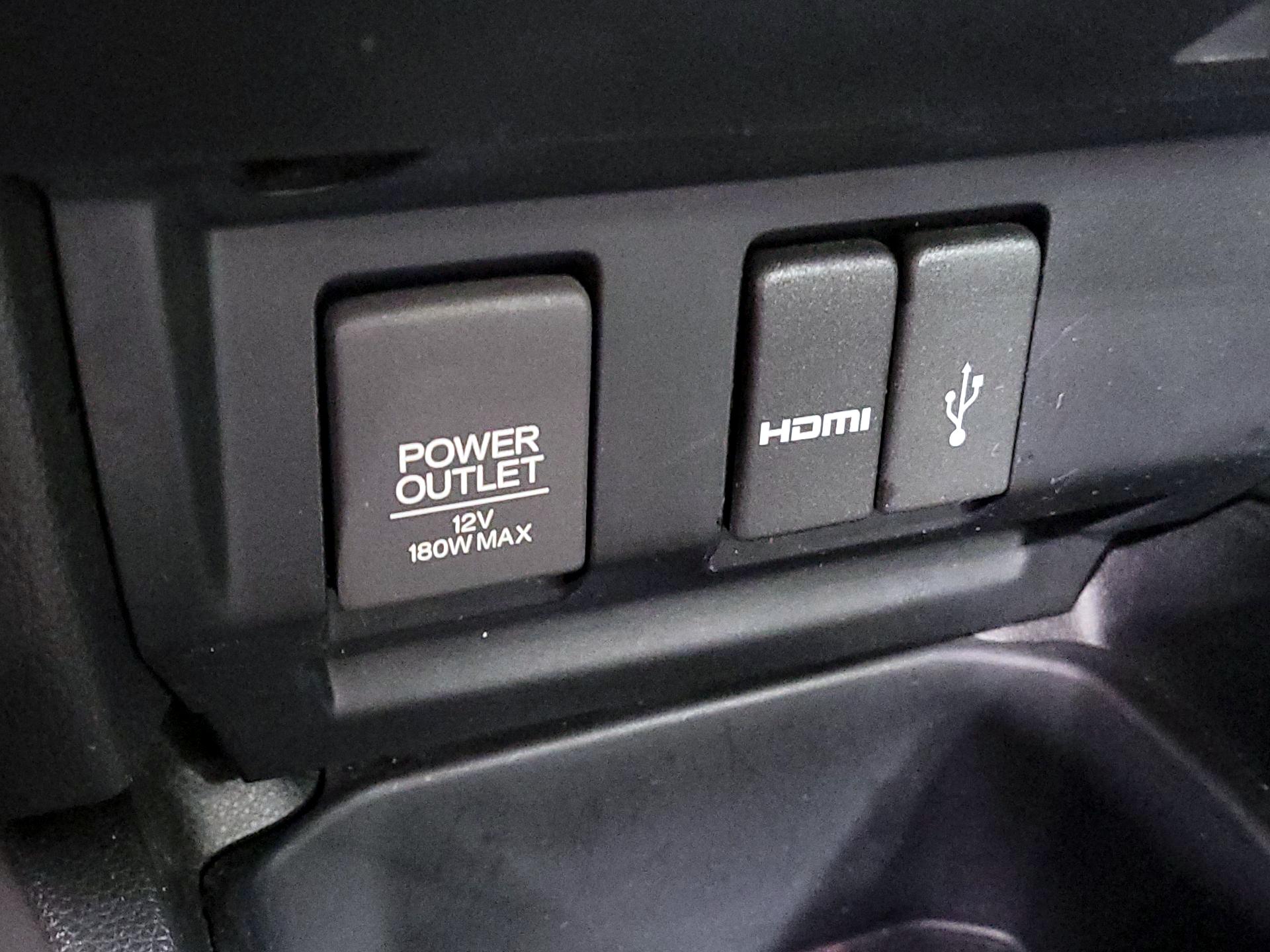 Thumbnail: 2015 Honda Fit - 18