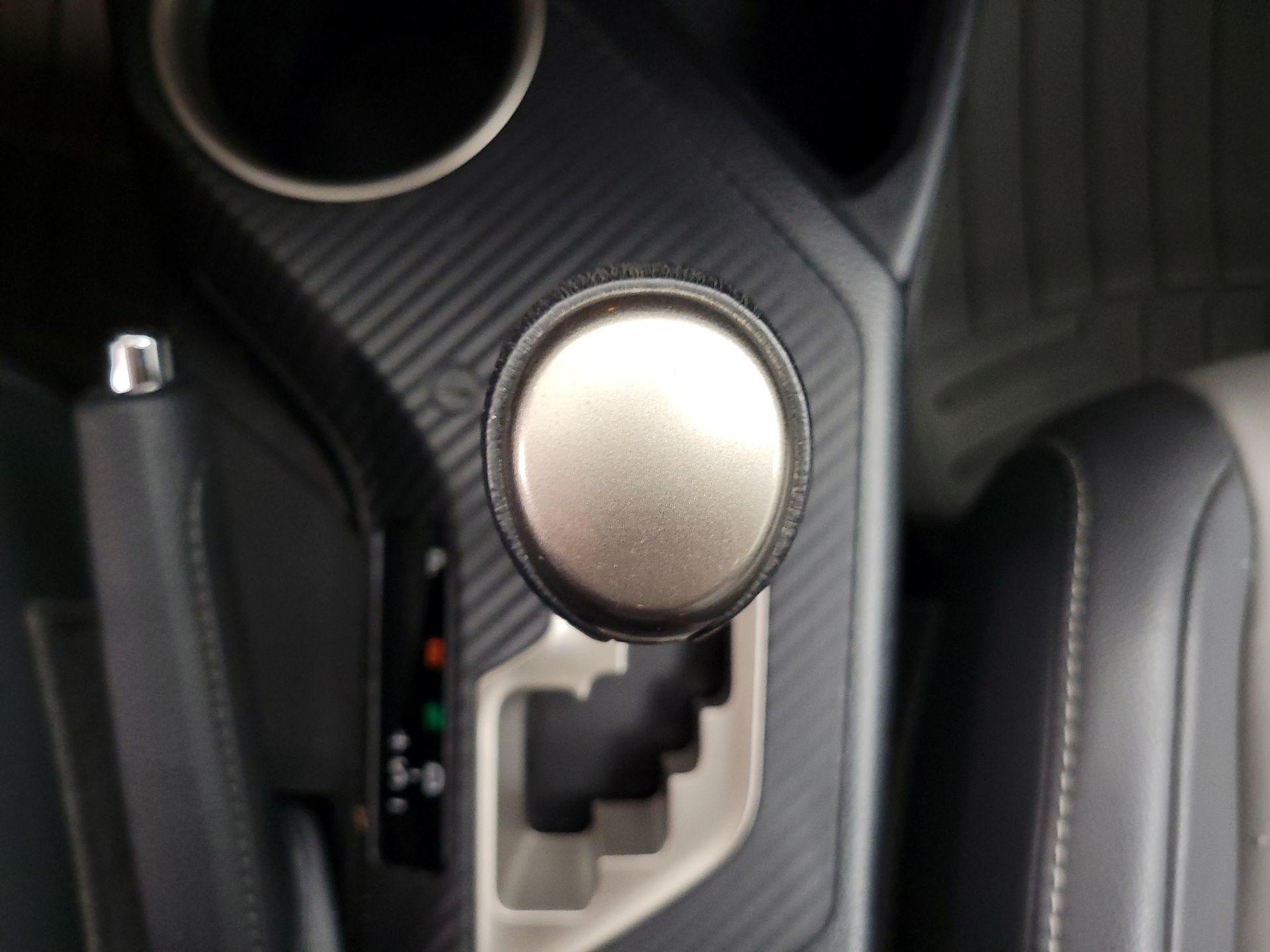 Thumbnail: 2014 Toyota RAV4 - 17