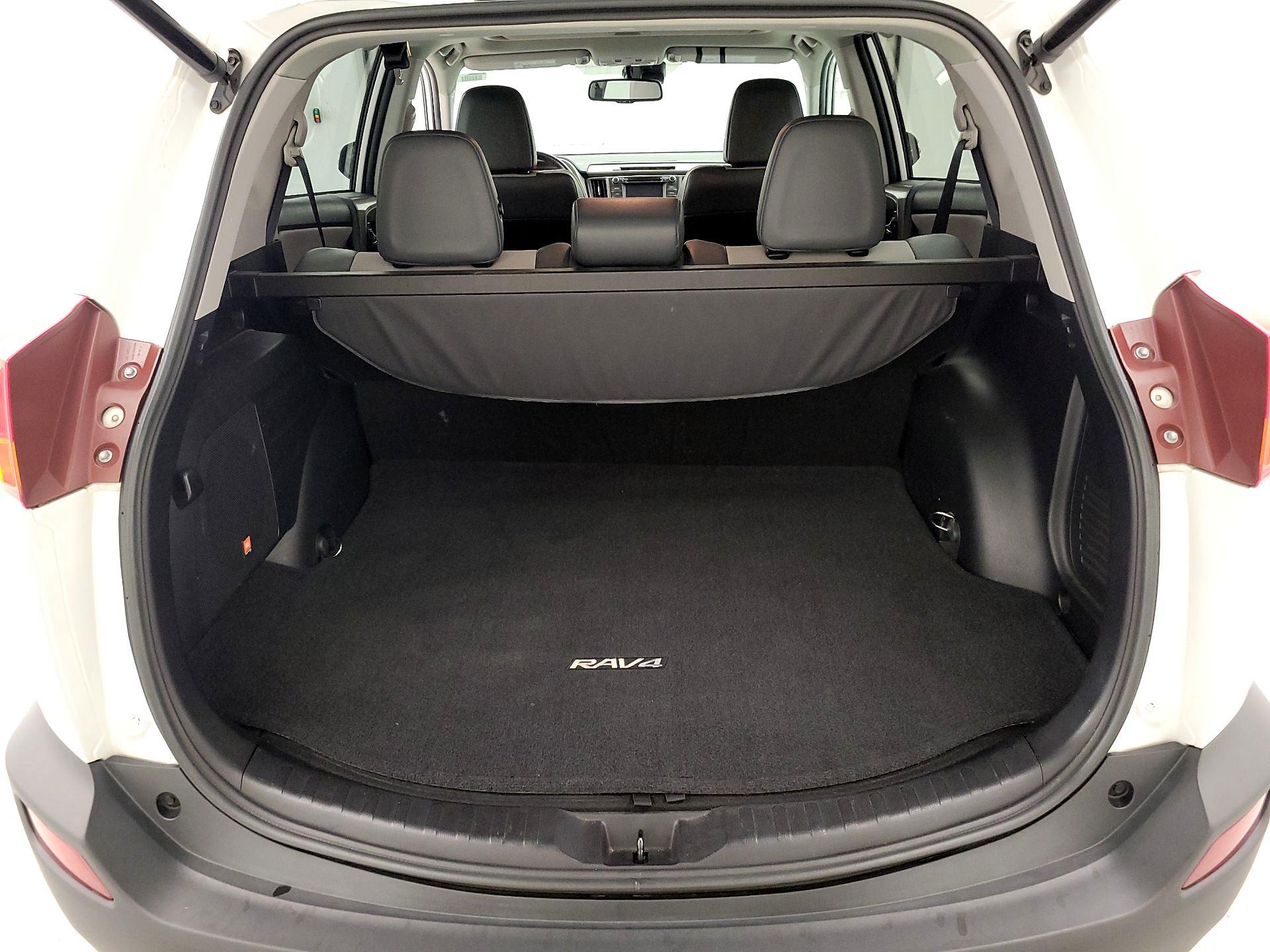 Thumbnail: 2014 Toyota RAV4 - 19