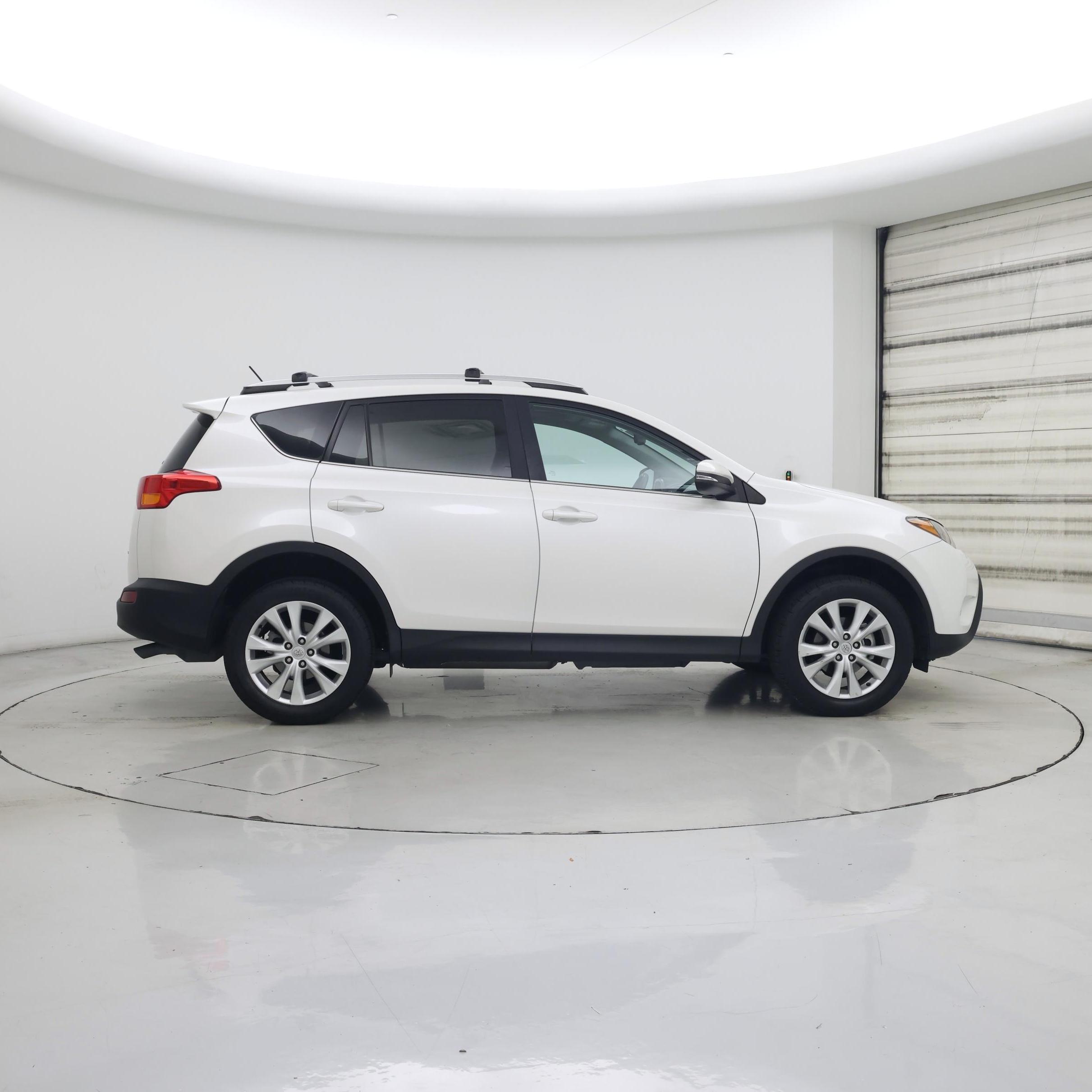 Thumbnail: 2014 Toyota RAV4 - 7