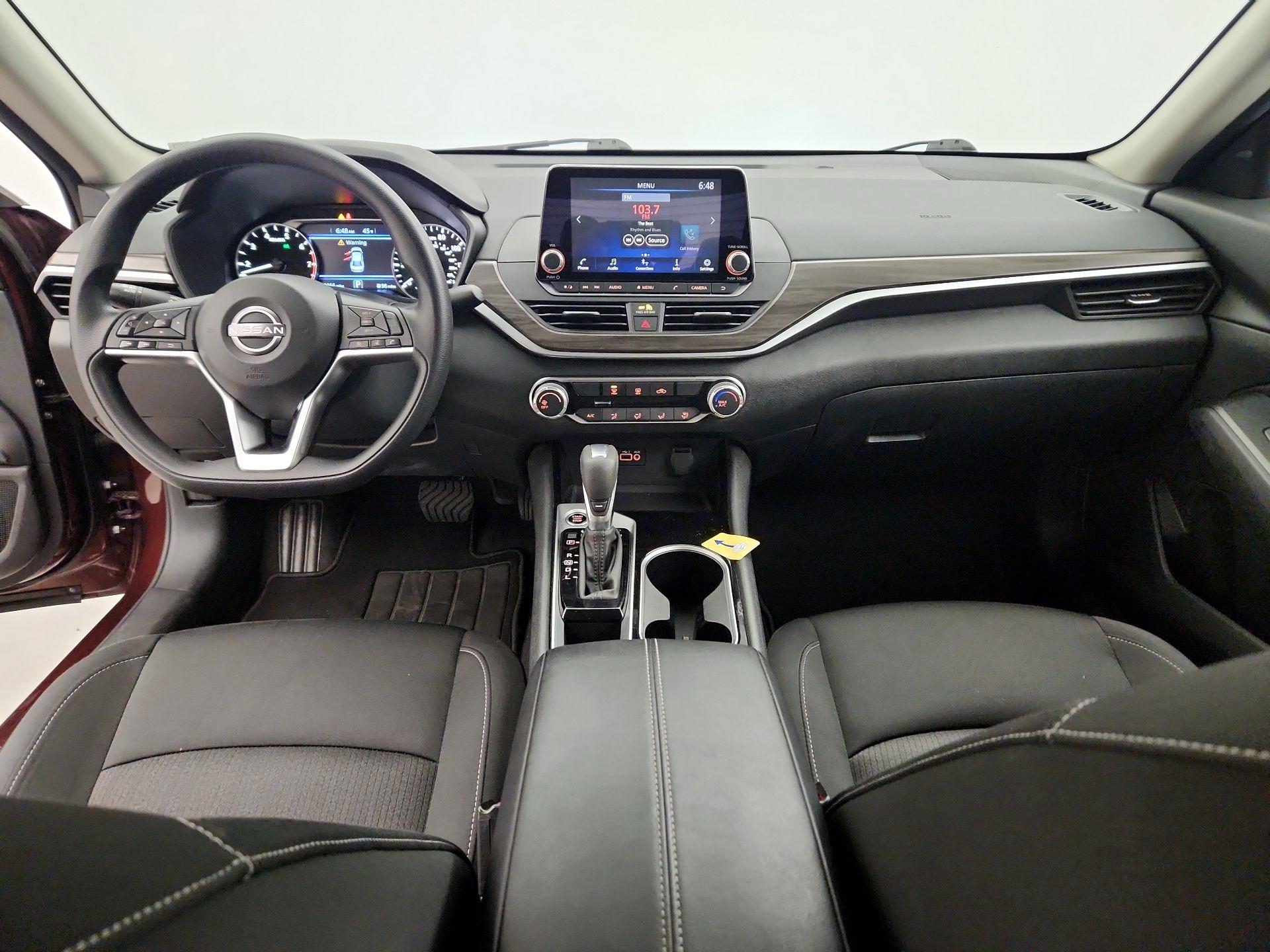 Thumbnail: 2024 Nissan Altima - 9