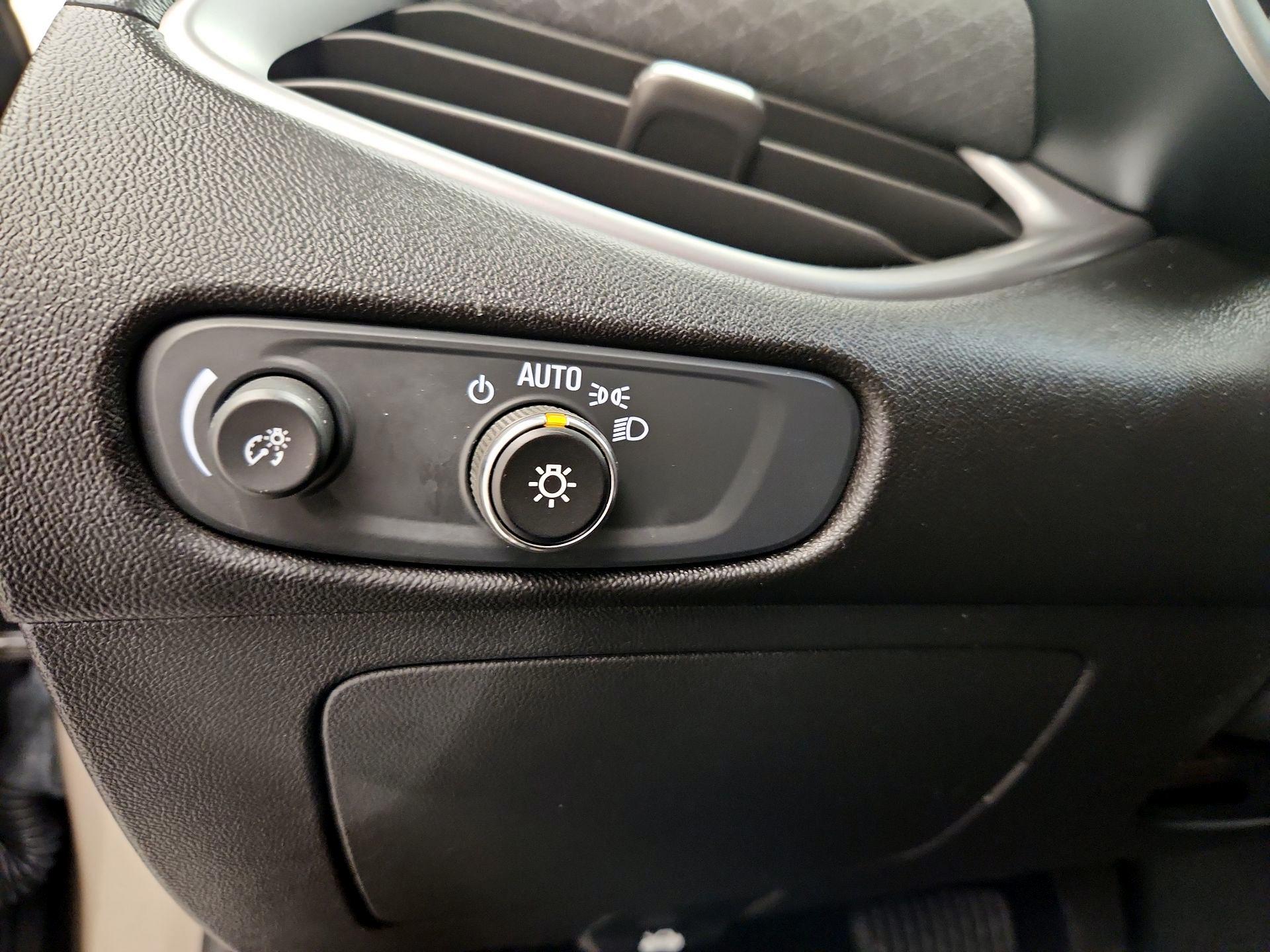 Thumbnail: 2024 Chevrolet Malibu - 13