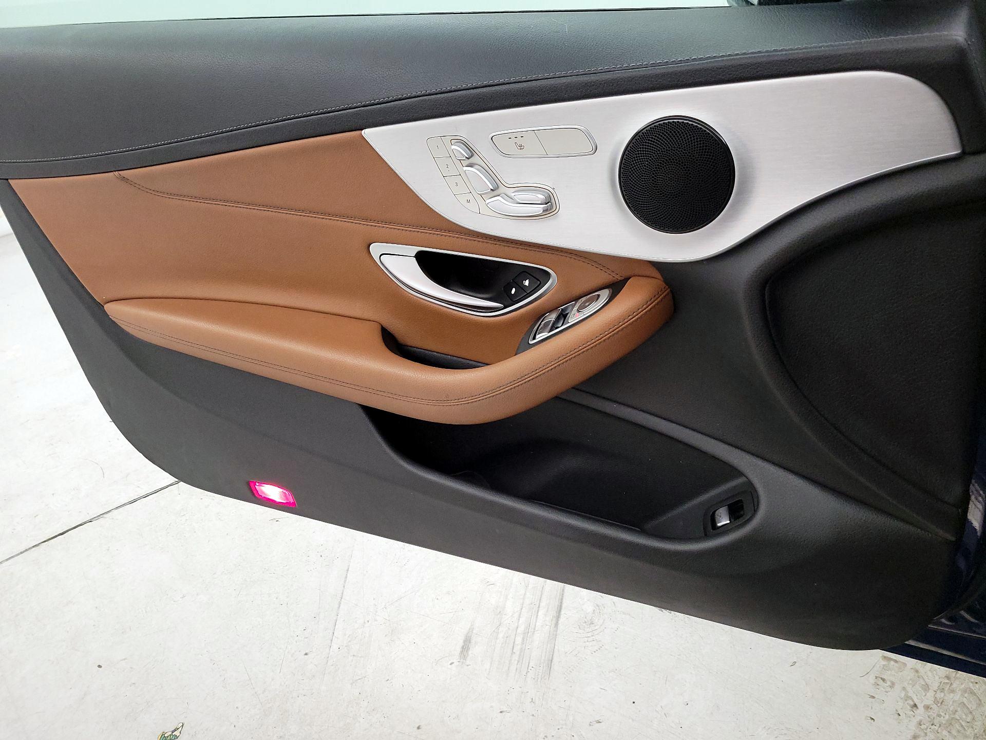 Thumbnail: 2017 Mercedes-Benz C-Class - 12